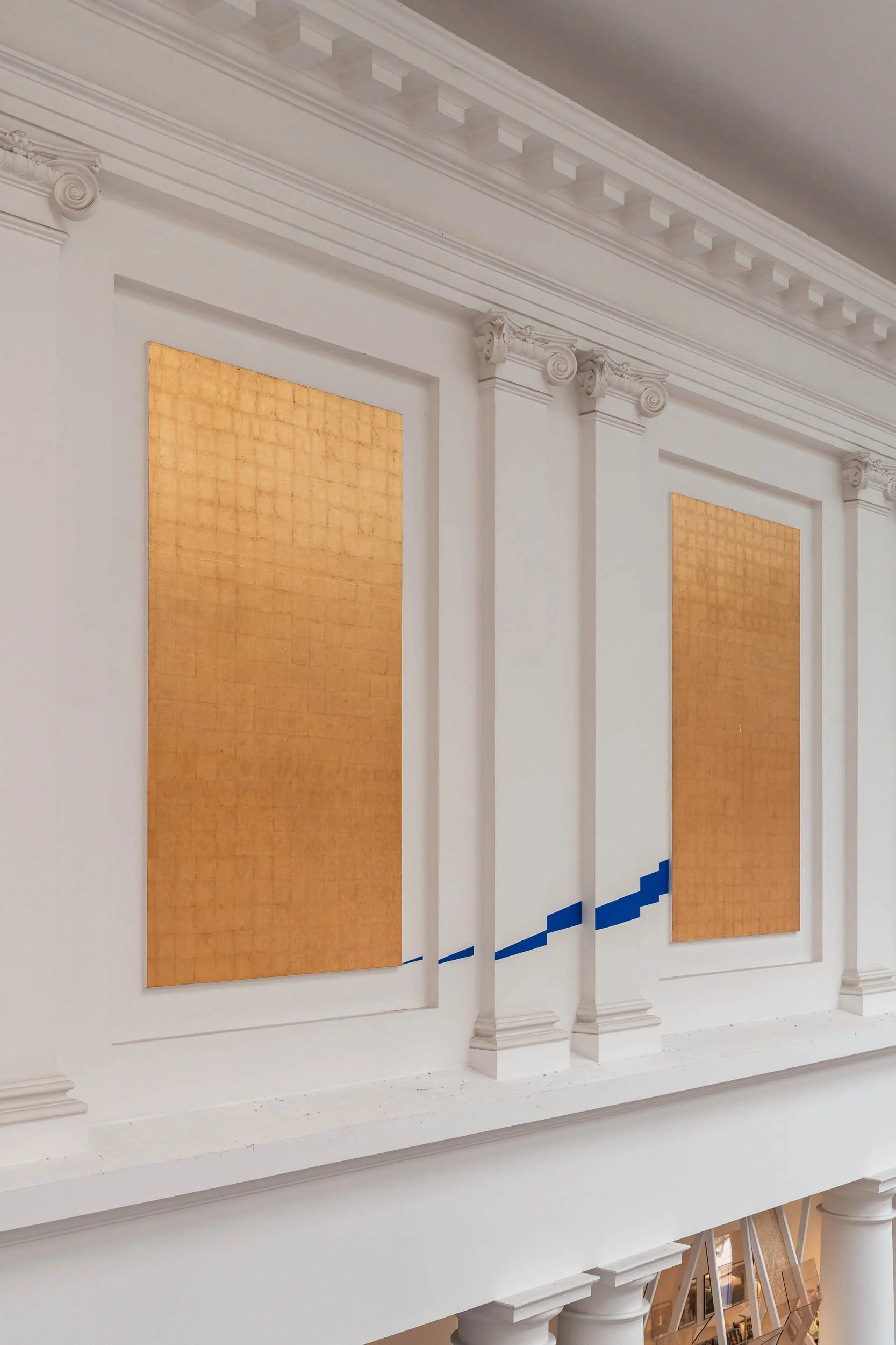 becoming-carmen-france-lille-palais-des-beaux-arts-felice-varini-eclats-de-echoes-art-installation-exhibition