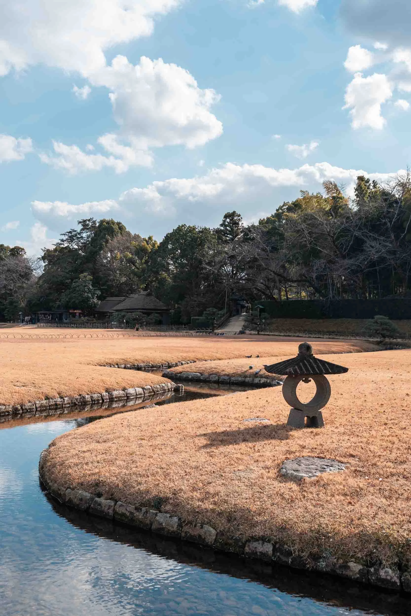 becoming-carmen-travel-guide-japan-okayama-city-korakuen