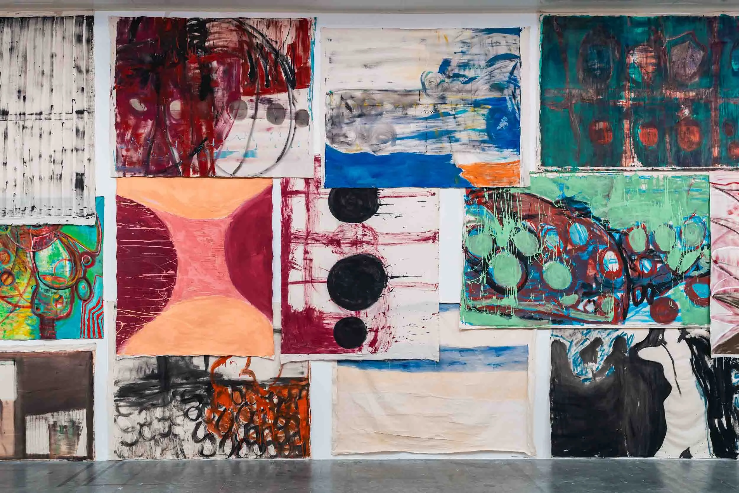 becoming-carmen-travel-france-paris-palais-de-tokyo-art-exhibition-vivian-suter-disco