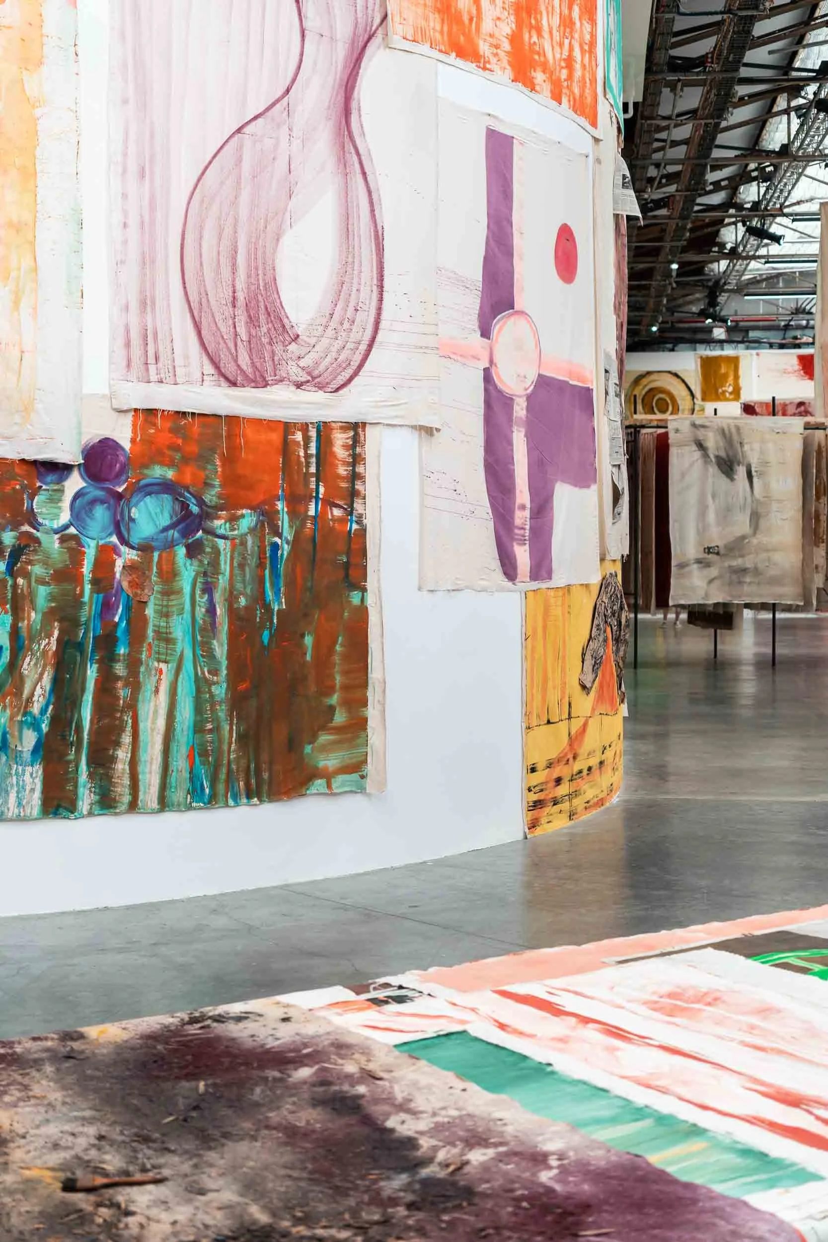 becoming-carmen-travel-france-paris-palais-de-tokyo-art-exhibition-vivian-suter-disco