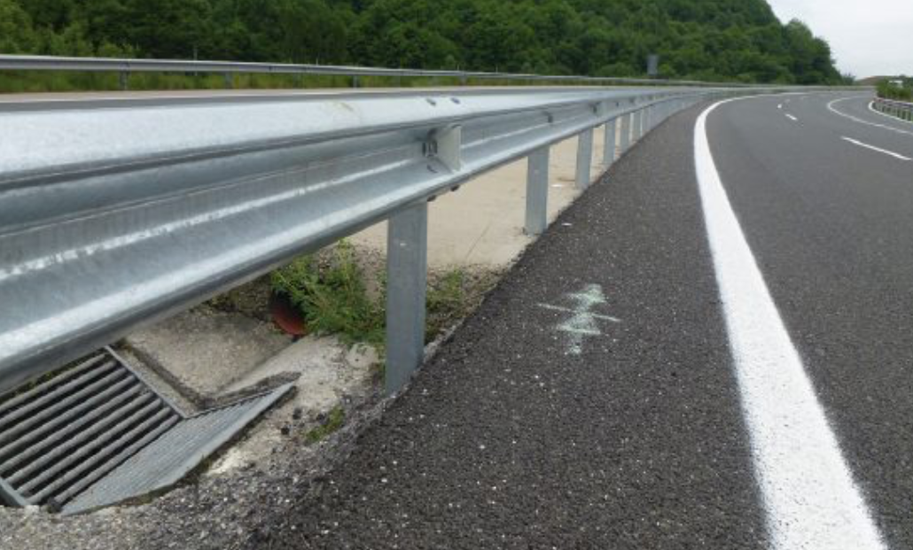 EN1317: A STANDARD OUT OF DATE? (THINKING HIGHWAYS ARTICLE – VOL. 10 NO. 3, SEP/OCT 2015)