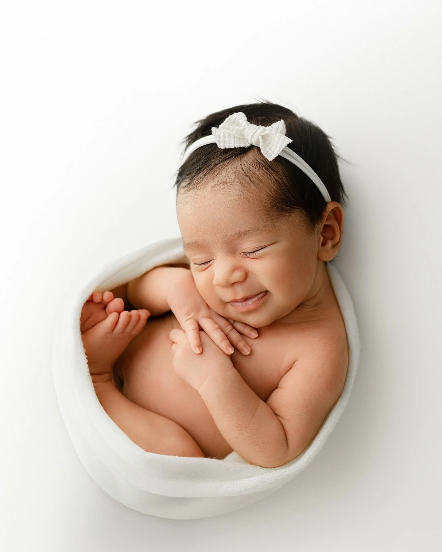 Man, do I ever love this job 🫶🏼 Which angle is your favourite of this pose?