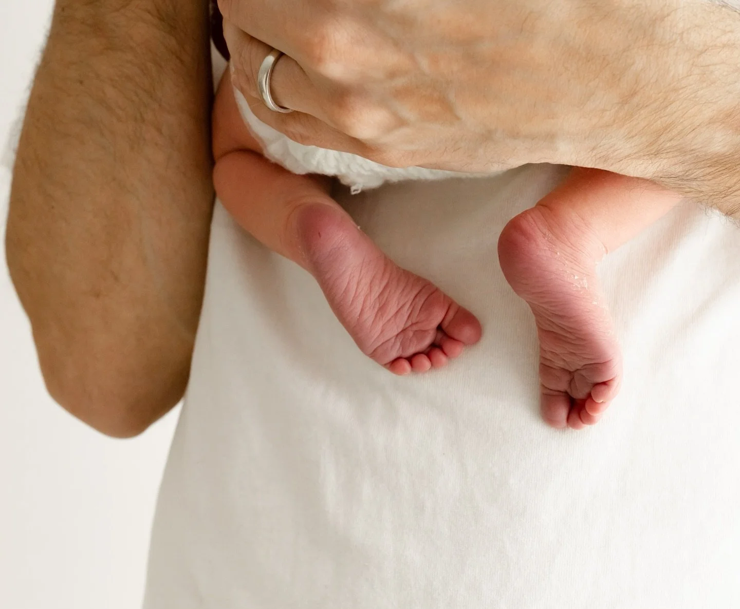 Some incredibly precious details of the perfect little one who came to see me this morning 🥹