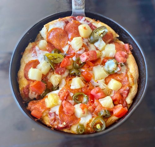 Selma's Chicago Pizzeria and Tap Room, business photo 5