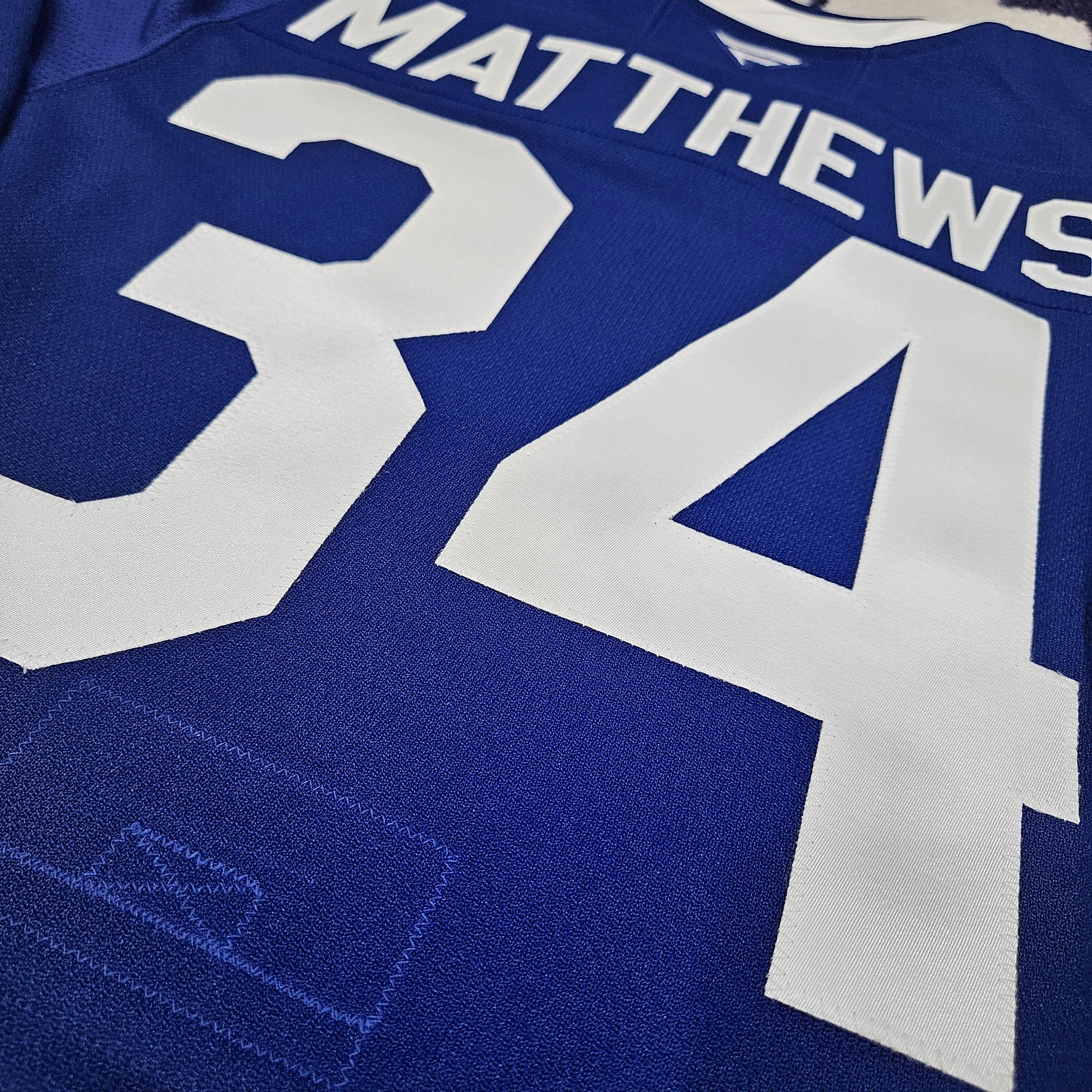 behold-the-first-ever-customized-authentic-pro-toronto-v0-dord7zi5ktqd1.jpg