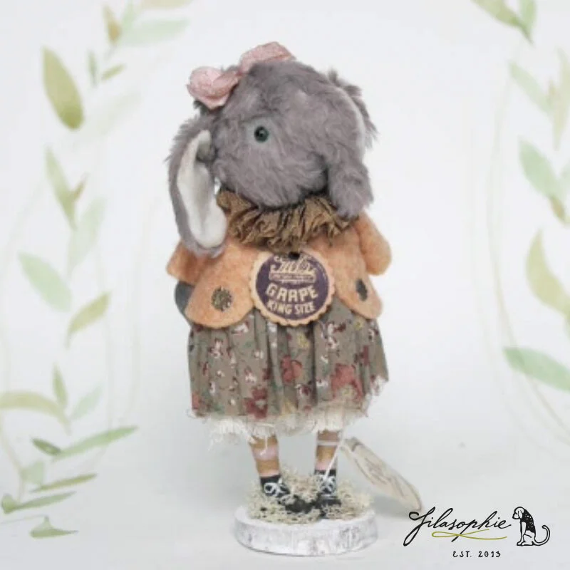 filasophie-spun-cotton-ornament-prims-elephant-girl.jpg