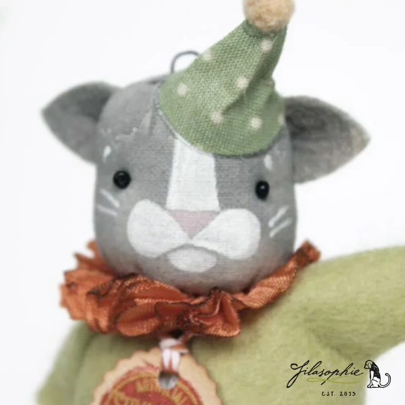 filasophie-spun-cotton-ornament-prims-grey-cat.jpg