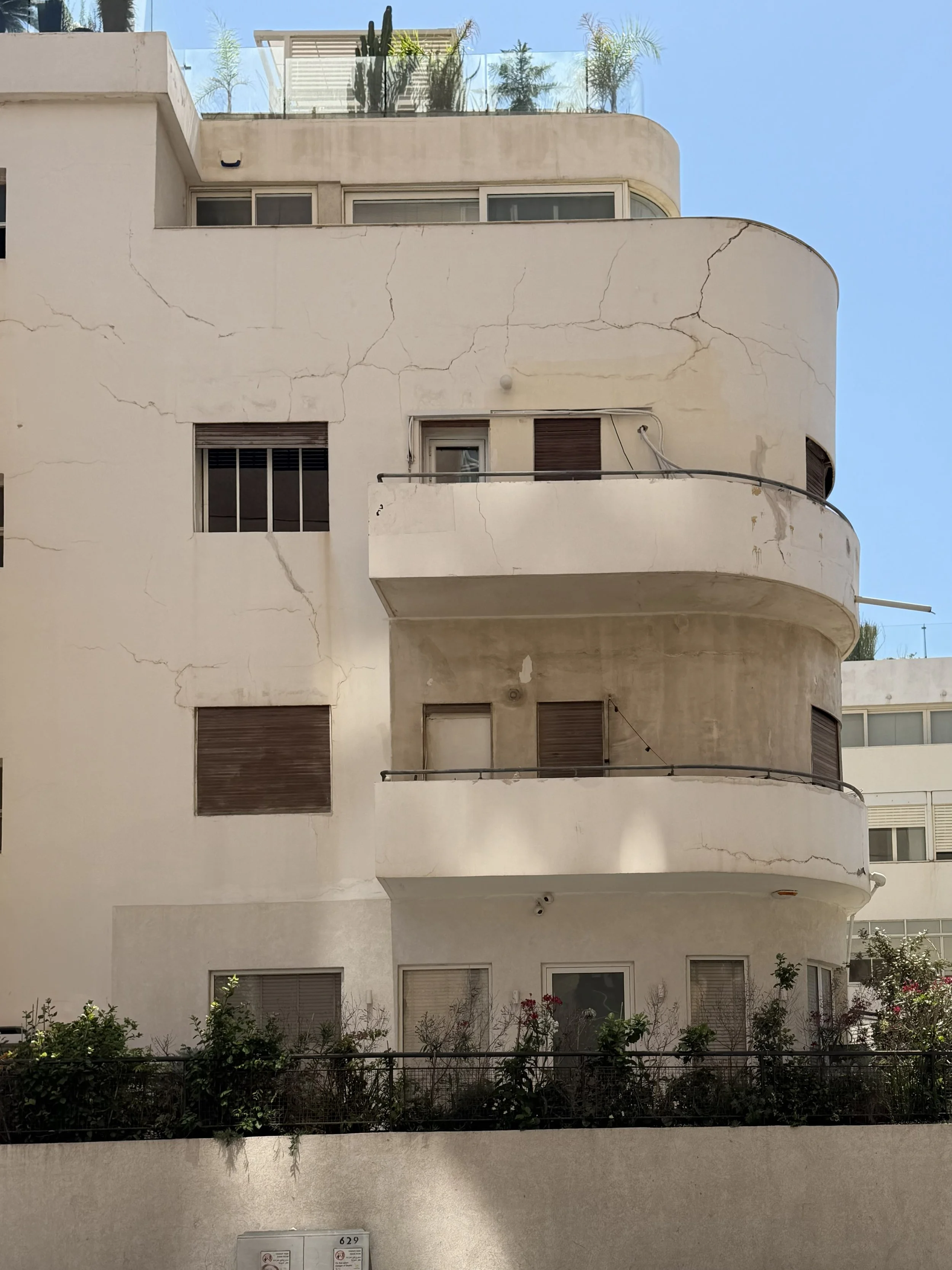tel_aviv114.jpg