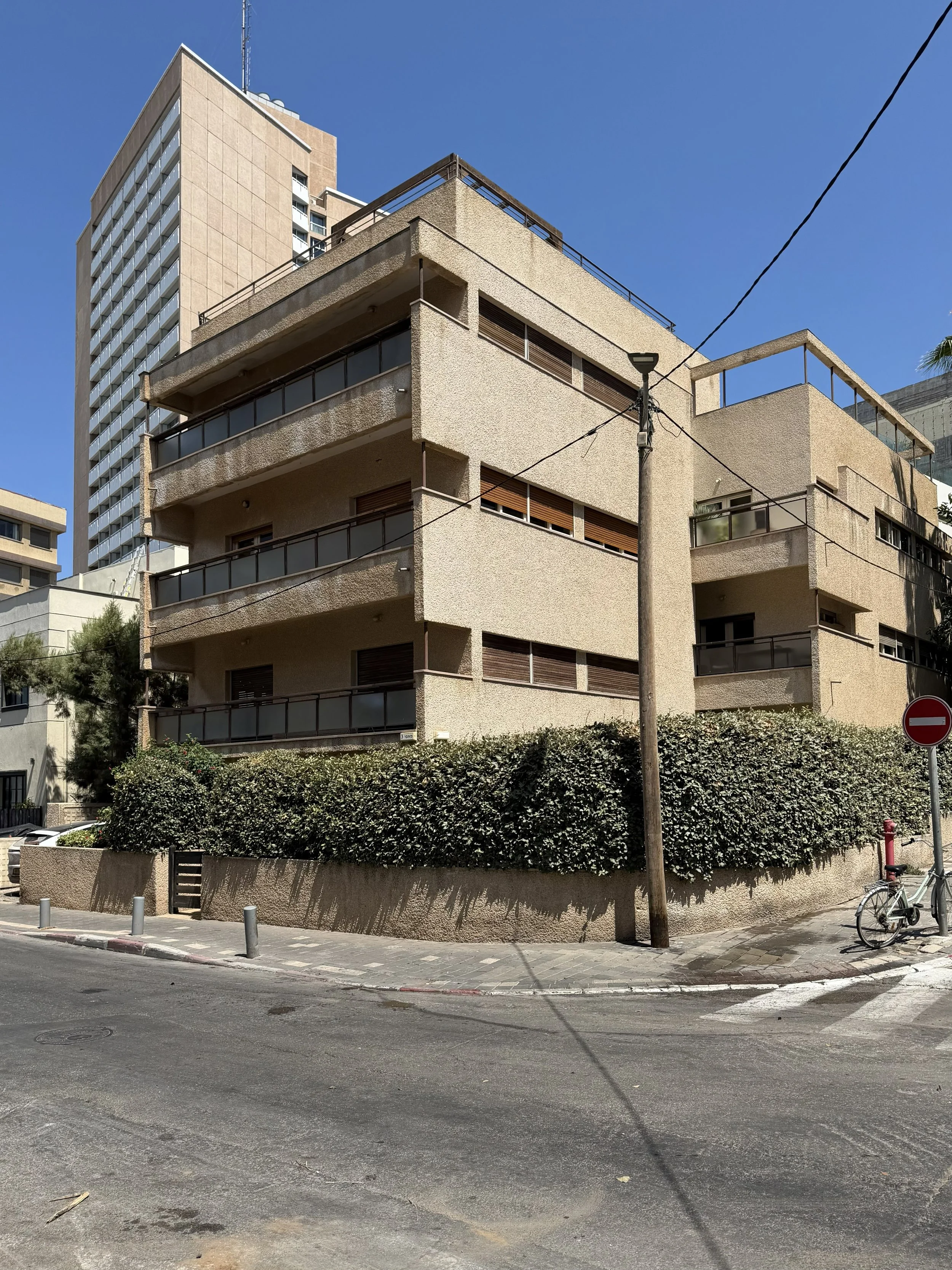 tel_aviv110.jpg