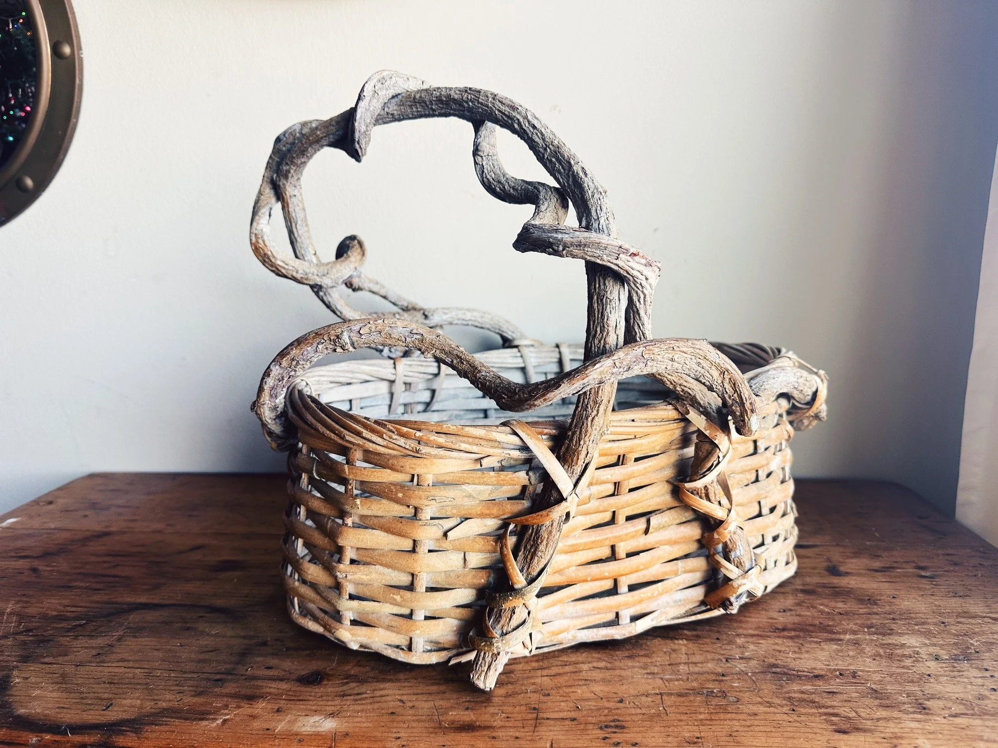 twig handle basket (6).JPG