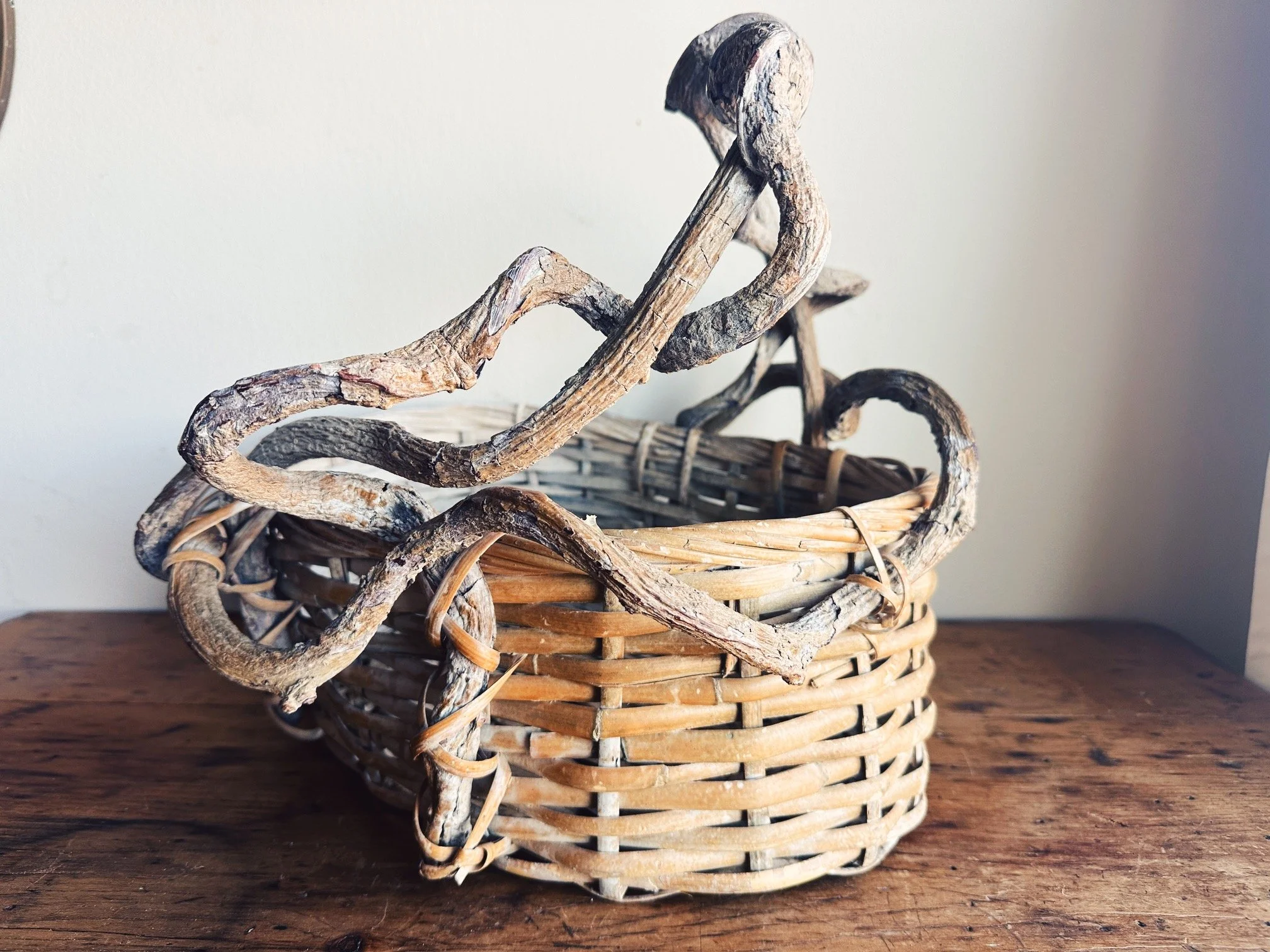 twig handle basket (5).JPG