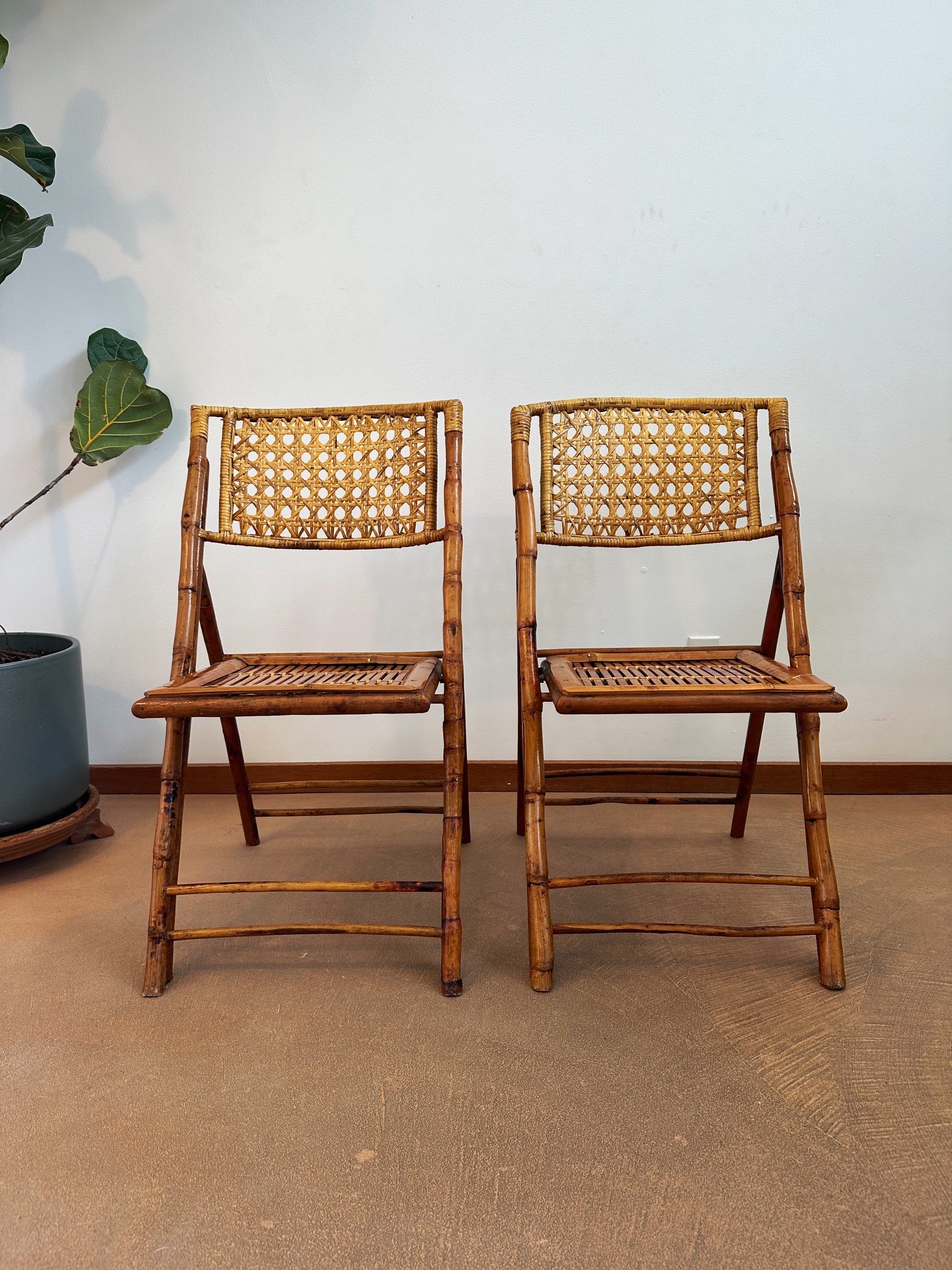 tortoise-cane-back-folding-chairs (7).JPG