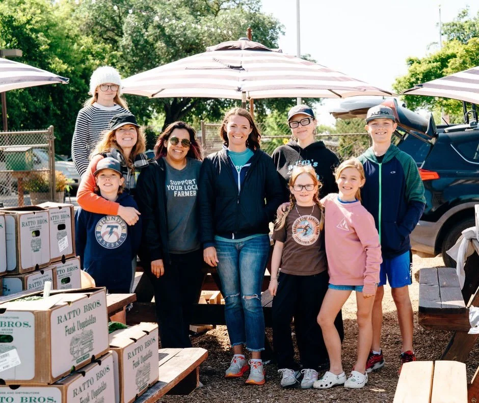 Today, our incredible volunteers rolled up their sleeves to assemble RECIPE KITS for local elementary school students and their families, each one filled with everything needed to make a simple Swiss chard pasta at home. 

Fresh ingredients and a who