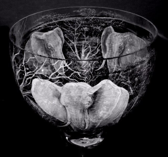23cm Bowl with elephants