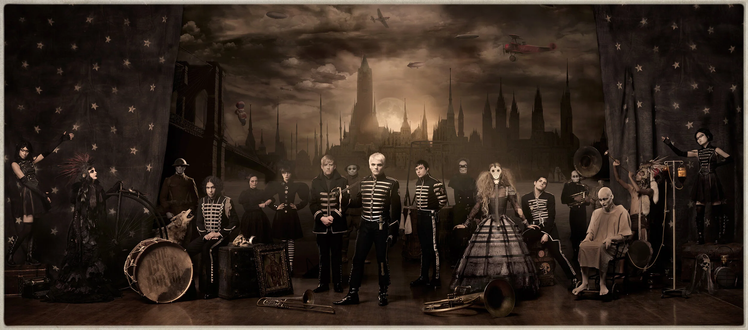 DewStudio_1-MyChemicalRomance_The-Black-Parade.jpg
