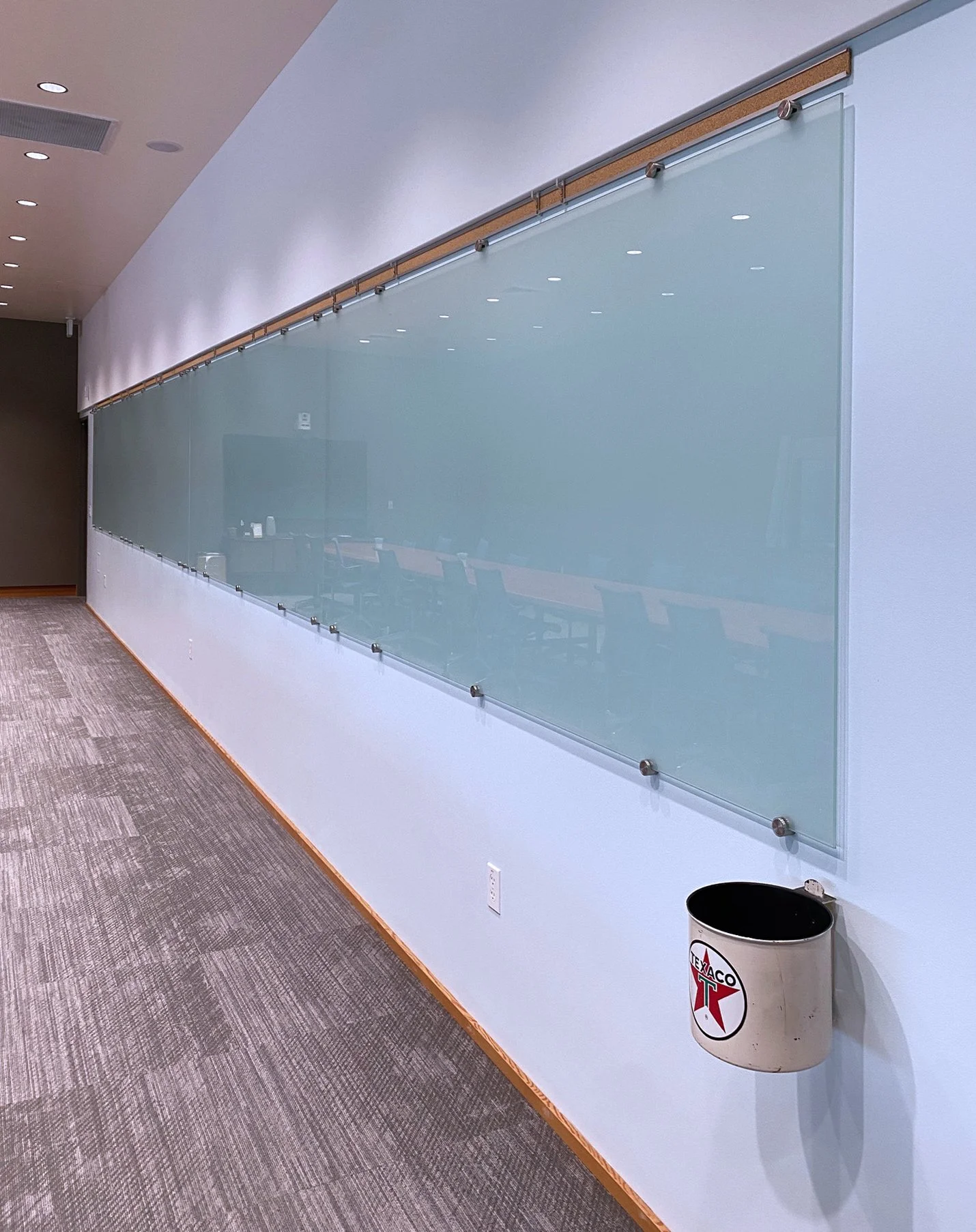 conference_whiteBoard.JPG