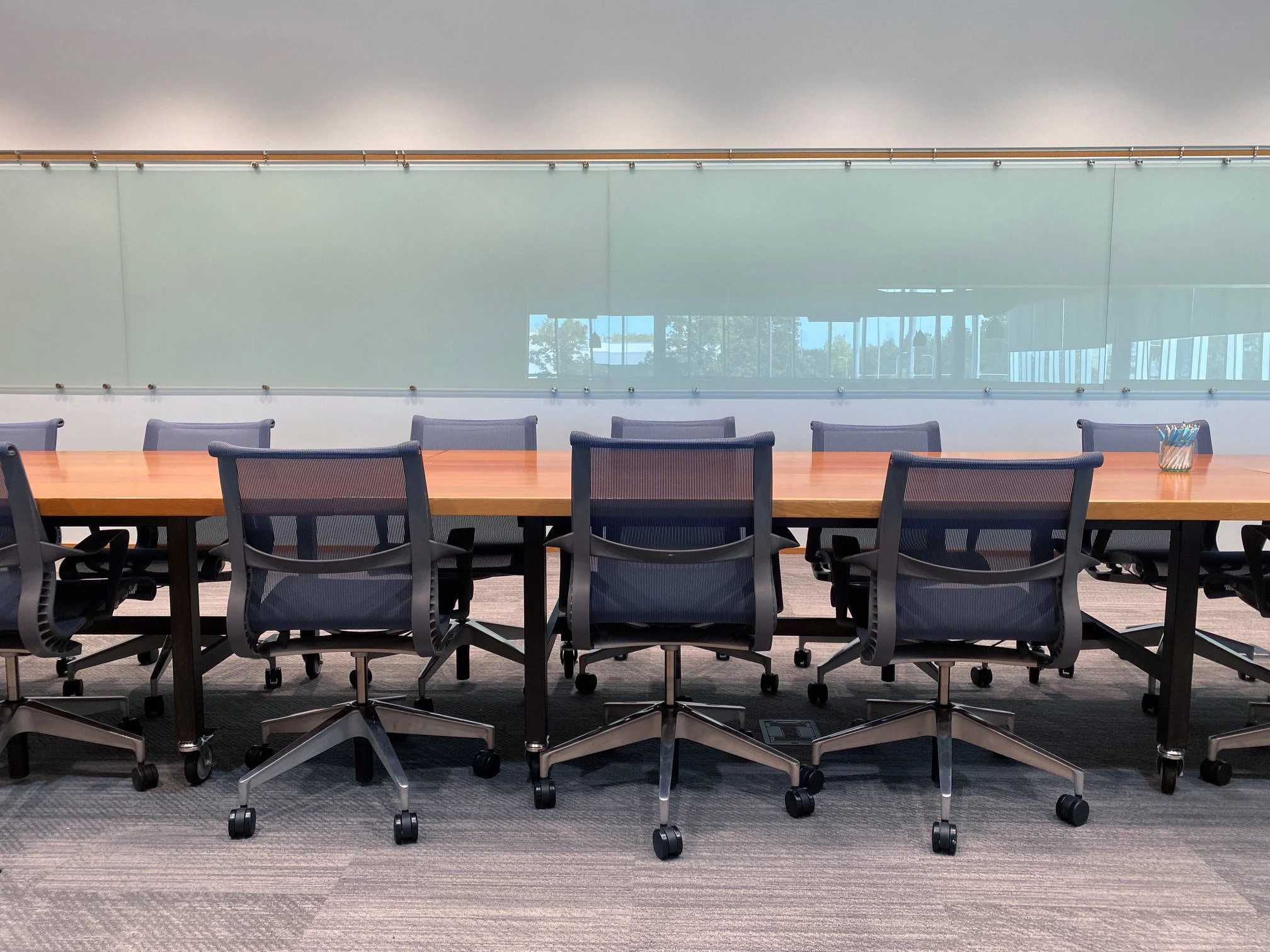 conference_table_05.jpeg