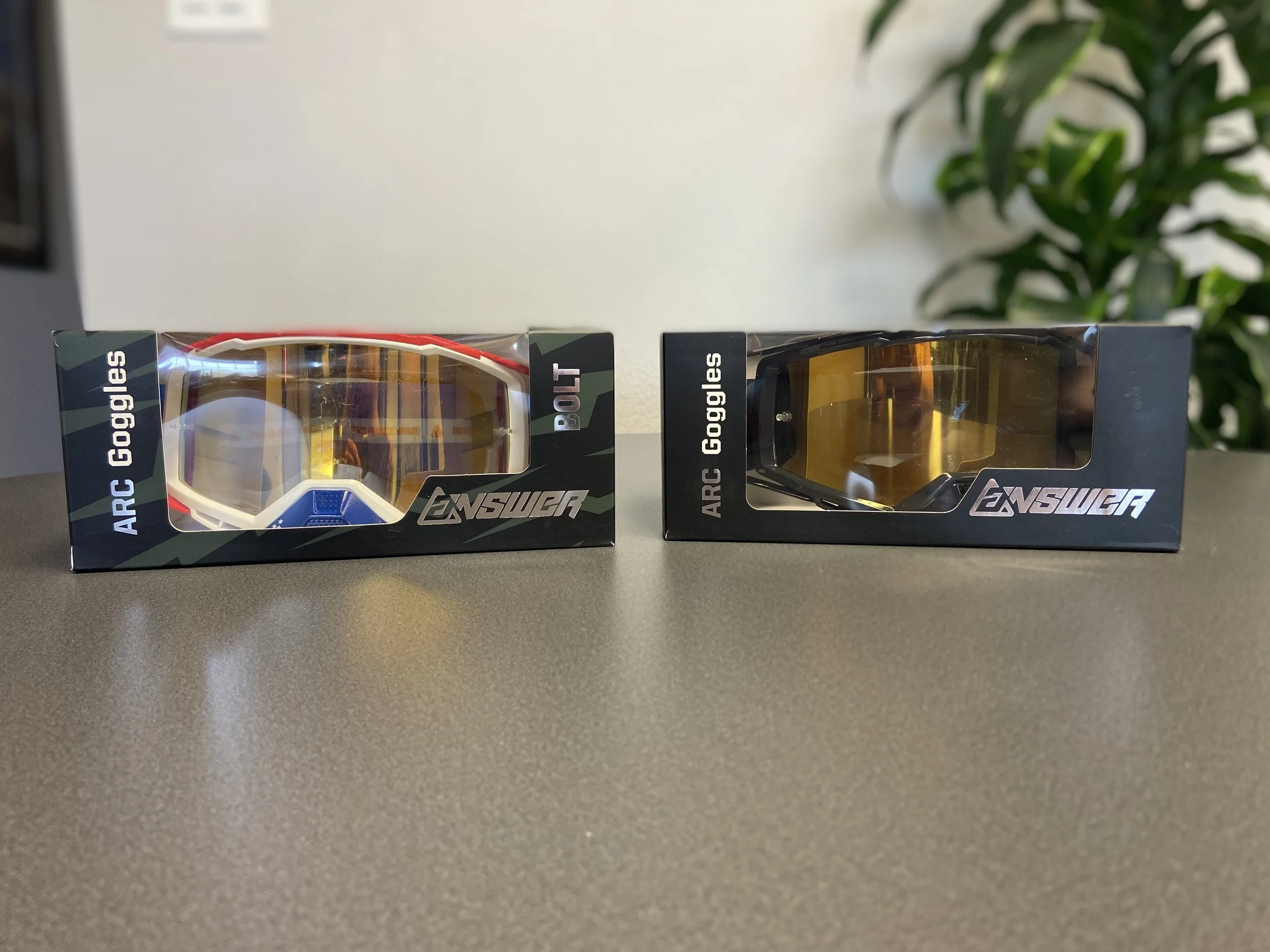 Goggles 2.jpg