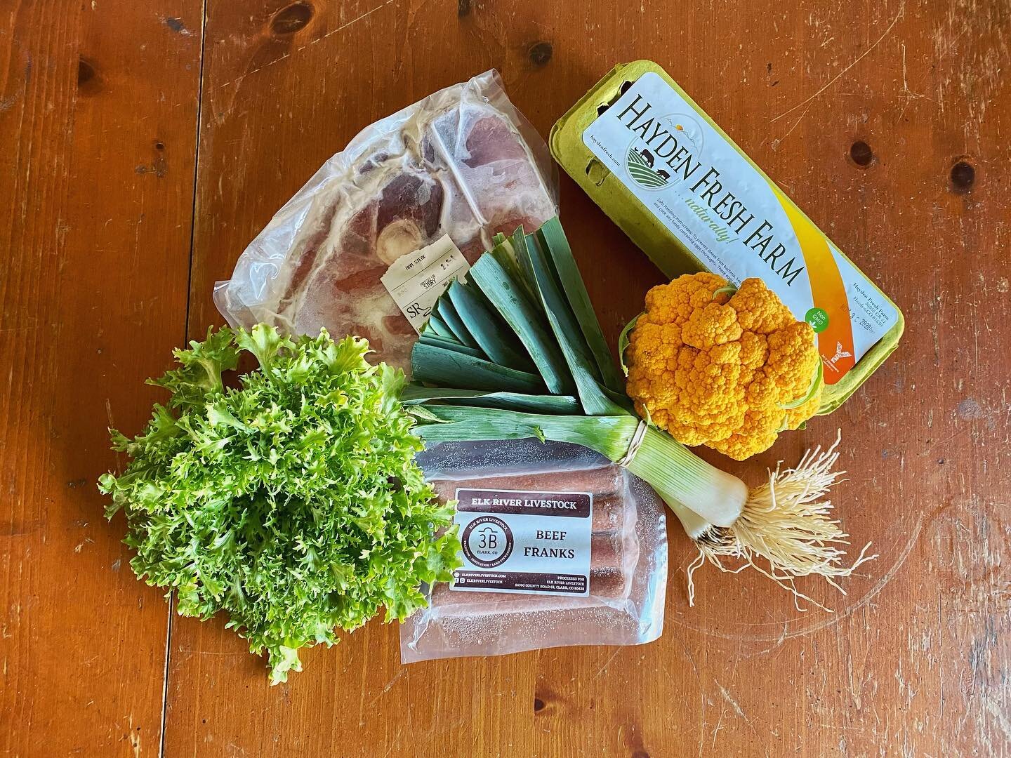 🥳CSA BOX WEEK FIVE🥳
&bull;Murr Made Meats Ham Steak
&bull;Hayden Fresh Farm Eggs
&bull;Mountain Bluebird Farm Cauliflower, Leeks, and Fris&eacute;e
&bull;Elk River Livestock Hot Dogs

That&rsquo;s the end of the Fall CSA! I&rsquo;m so proud to be s