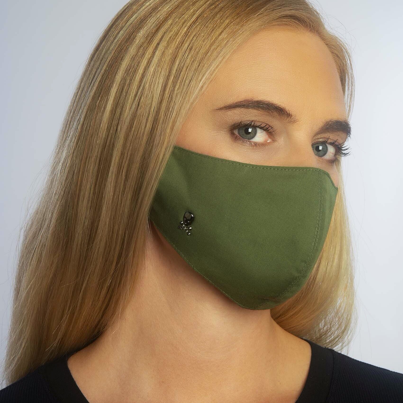 JM004+SKULL+%26+BONES+%2B+GREEN.jpg