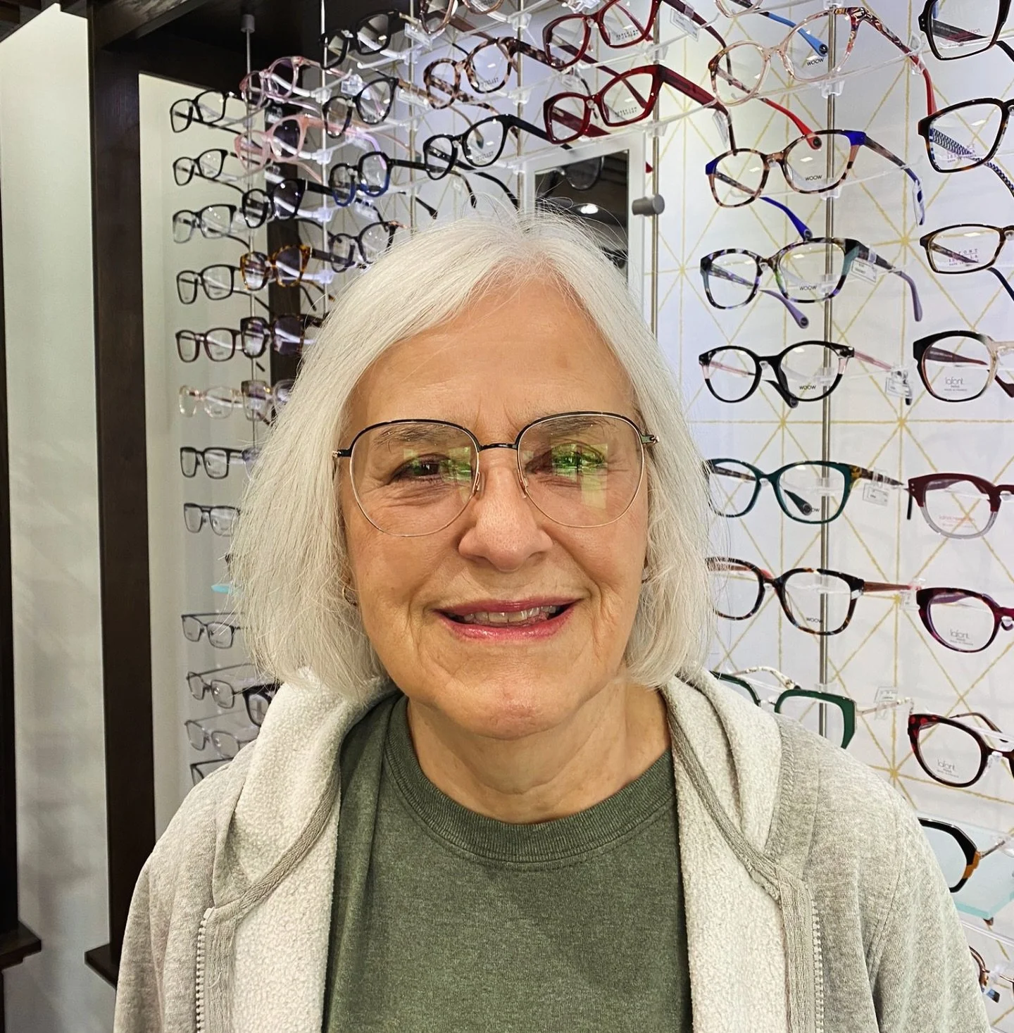 Patricia is rocking her new OTP frames - proof that it’s never too late to update your look and wear a more trendy style!β¨
Thanks for shopping small and supporting local, Patricia!π§‘
#RoyalCityOptometry #YourLocalOptometrist #ShopLocalGuelph