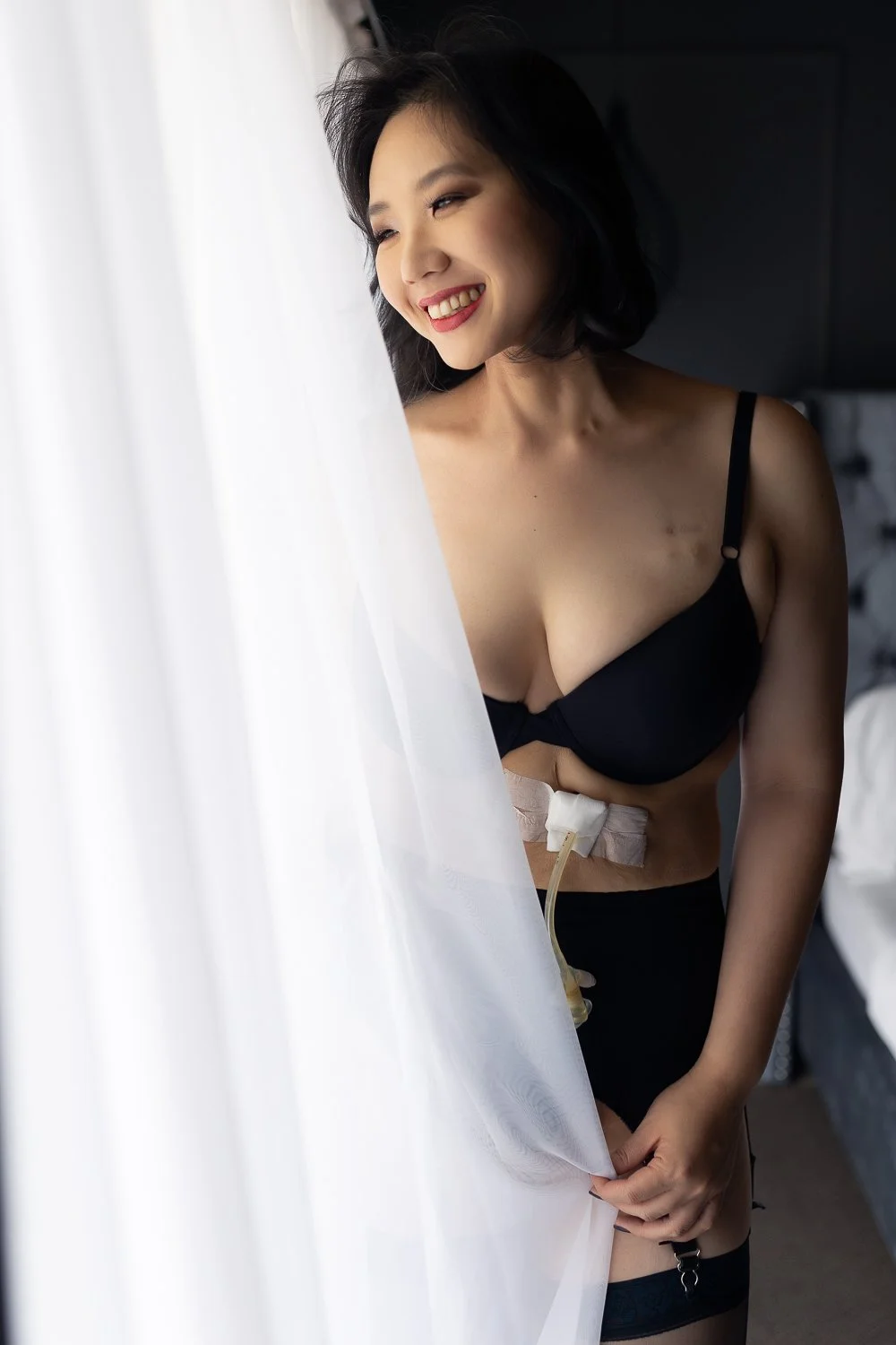boudoir photos with feeding tube