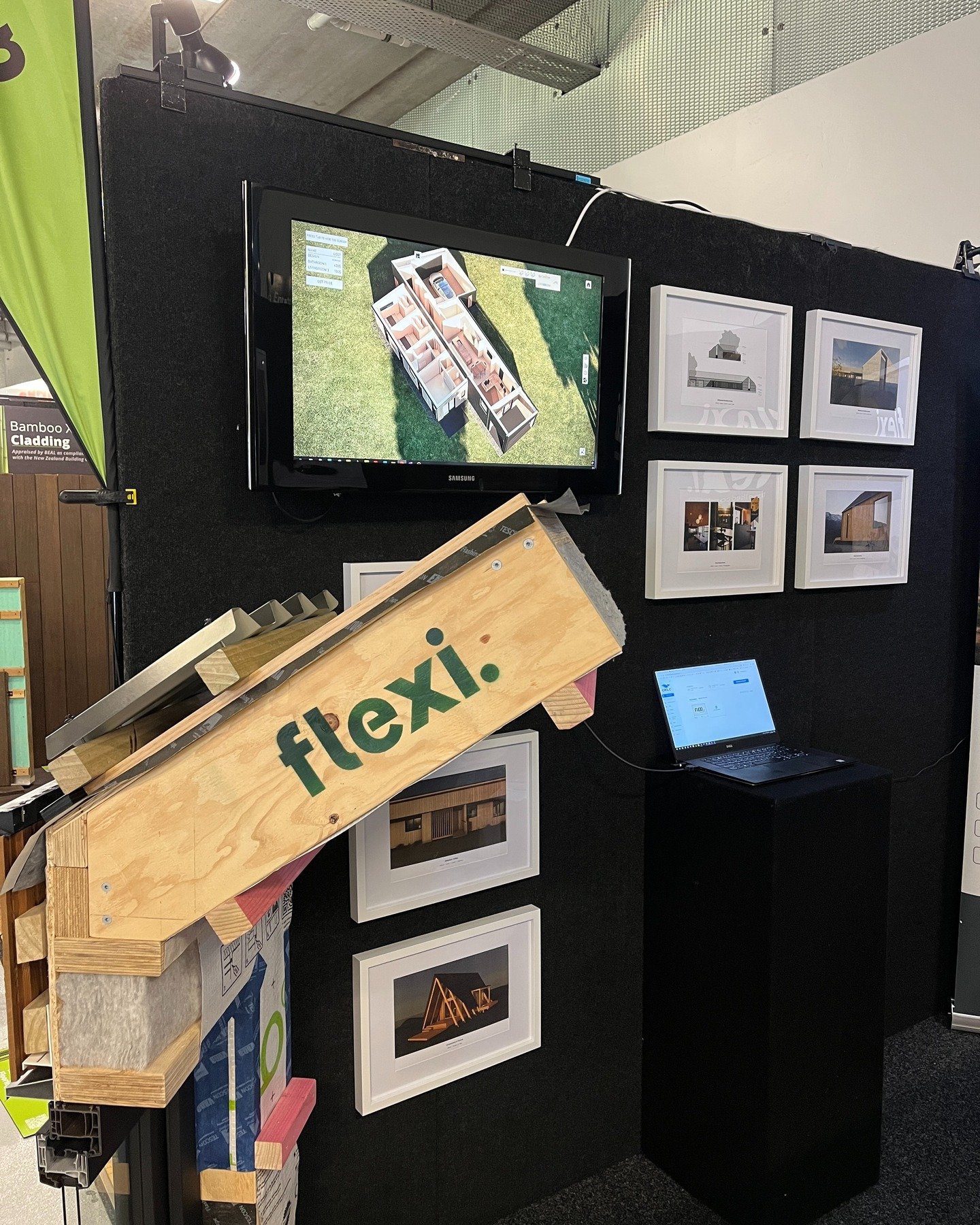 Here's a sneak peek of our Live 3D Configurator at the Auckland @homeandgardenshownz 👀

Pop along this weekend and have a crack at configuring your dream home in real-time 🤩

Email hello@flexihouse.co.nz for FREE tickets (while they last!)

@reform
