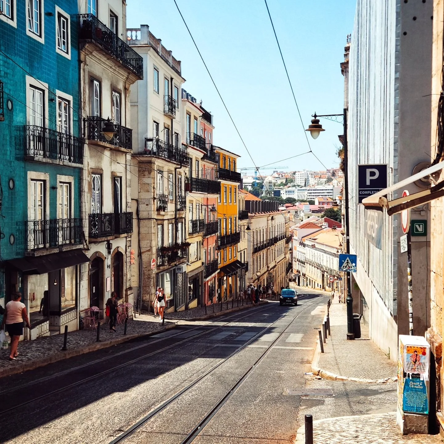 What an amazing city 🌆 #lisbonportugal🇵🇹 #lisboncityviews #lisbonarchitecture #lisbonstreetphotography #lisbonportugal