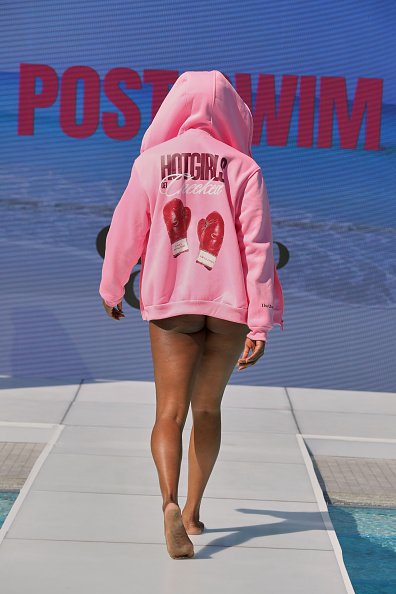 gettyimages-2287776181-594x594.jpg