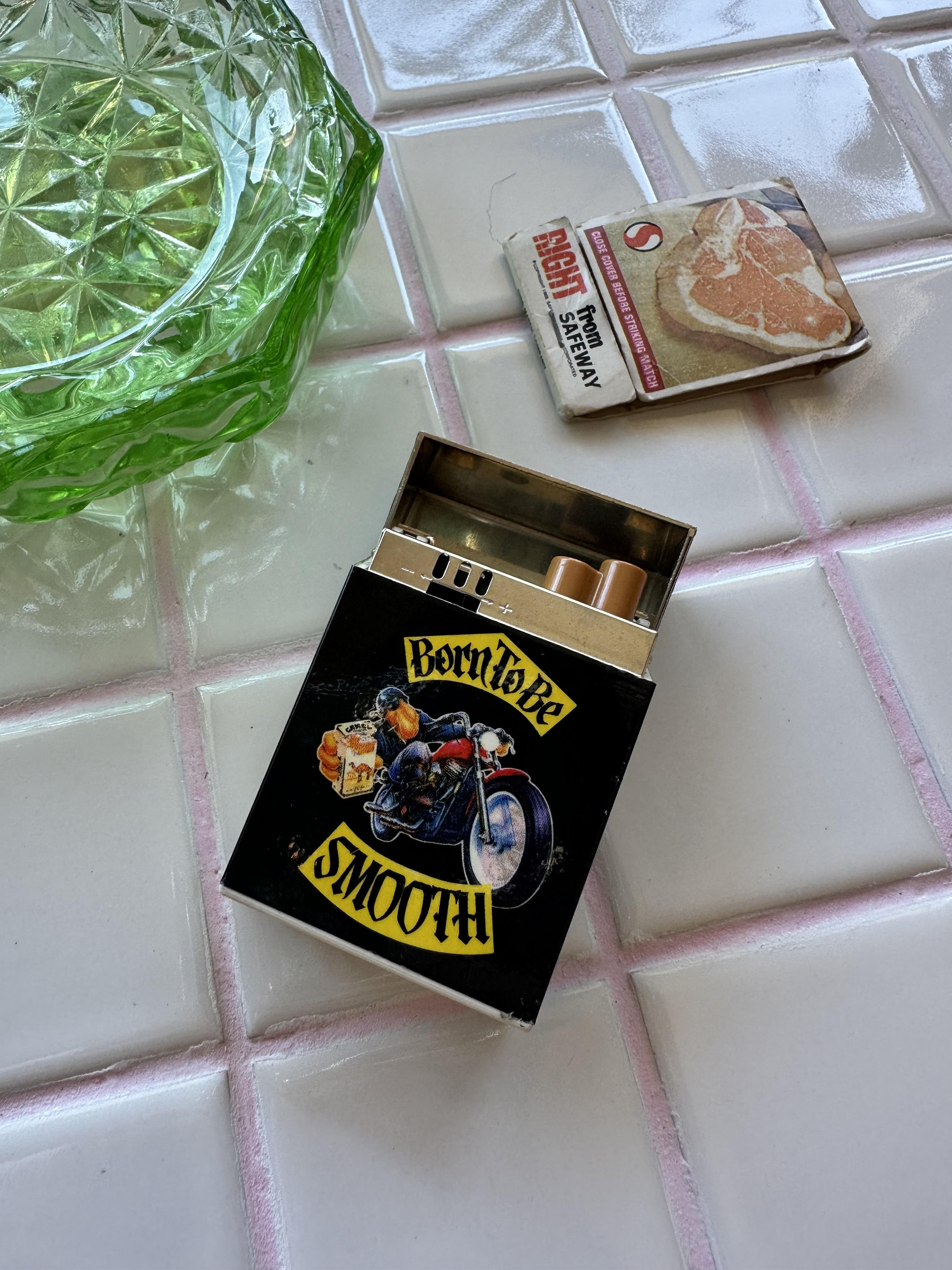 camel lighter 2.jpg