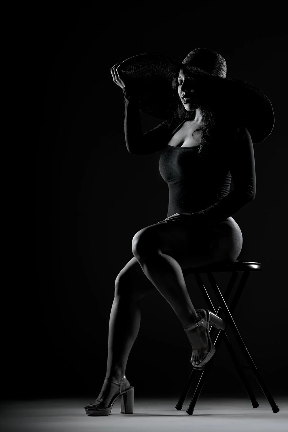 Model: Jennifer M
Shot in: 2025
Edit in: Jun 2026