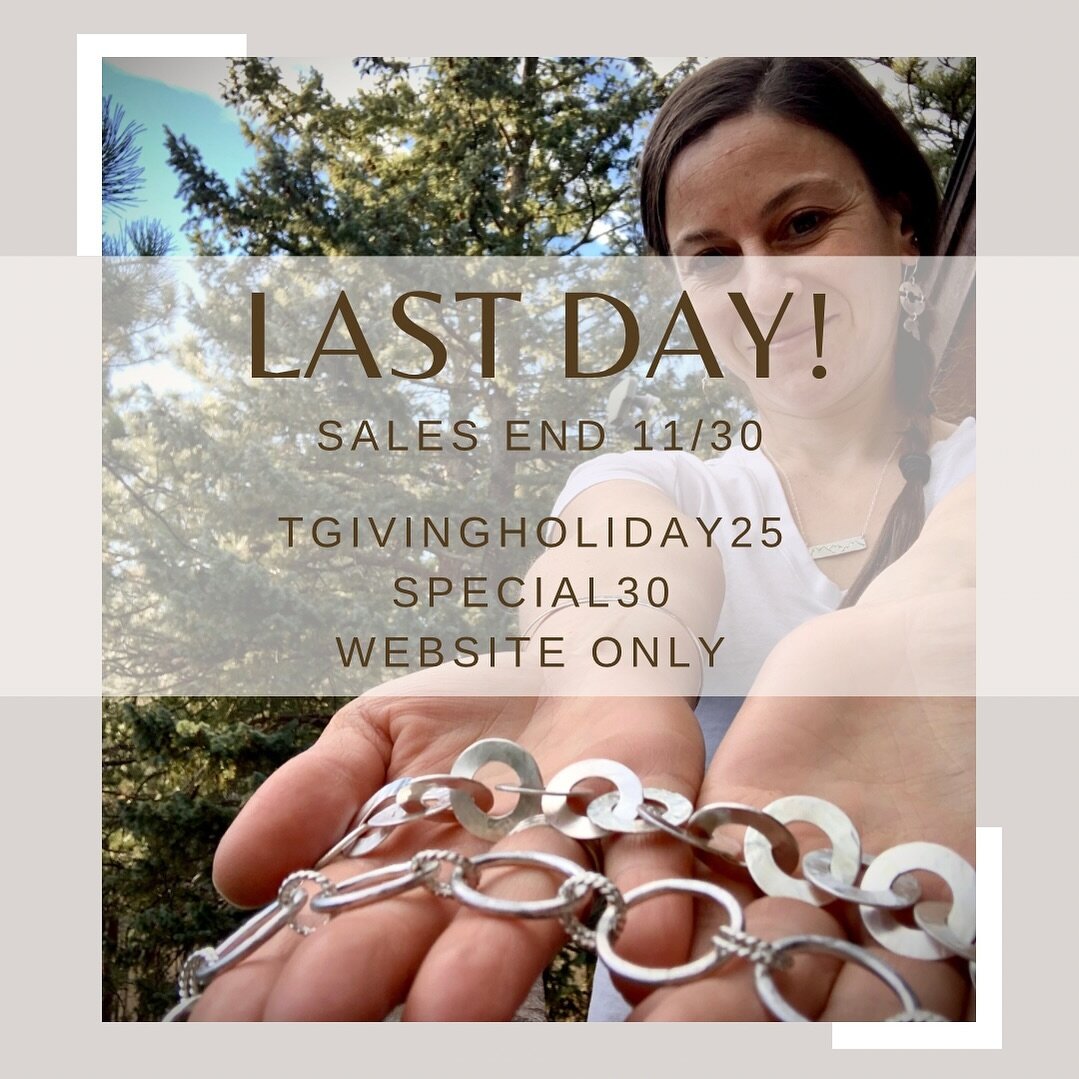 Today is the LAST day to take advantage of the sale! TGIVINGHOLIDAY25 for 25% off orders of $75 or more, SPECIAL30 for 30% off orders of $150 or more 🙌 
*website only* www.silverrockandroot.com (link in bio)