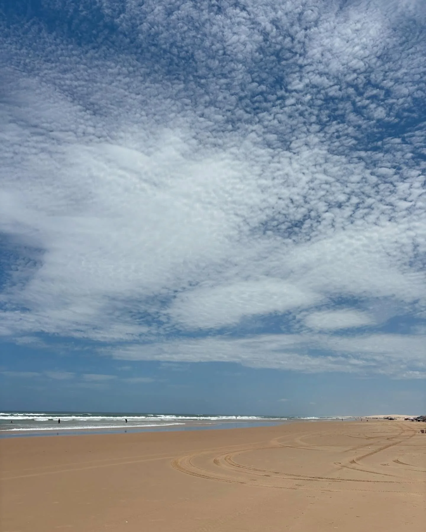 🚙 #worimiconservationlands #portstephens #accommodation #petfriendly #nswmidnorthcoast #beachhouse #sanddunes #sunsets #birubibeach #familyholiday #annabay #beachdays #airbnb #airbnbpetfriendly #traveloz #dogfriendly #nelsonbayaccommodation #austral