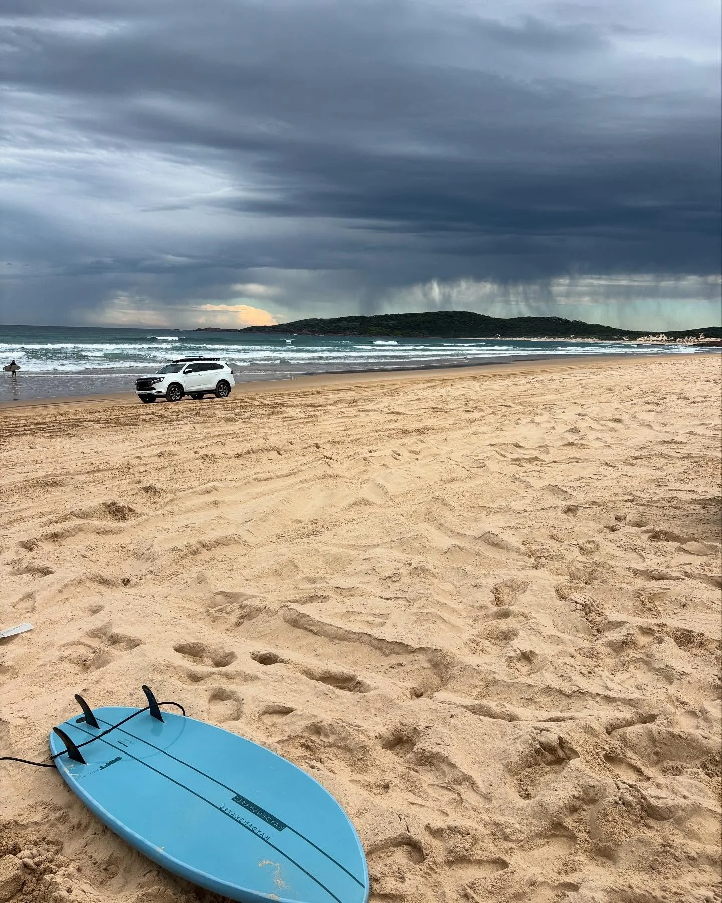 Watching the rain come in 🏄&zwj;♂️