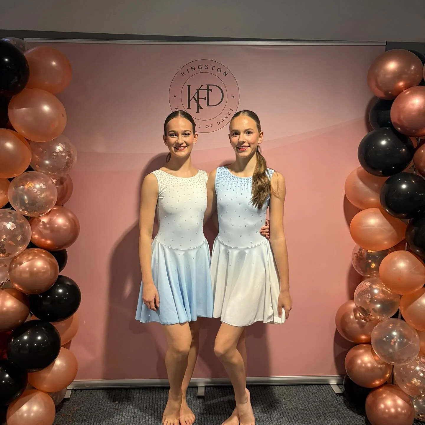 Such a beautiful duet 🩵 well done girlies 🙌🏻 @kingstonfestivalofdance 

#dancefirst #dance #teamDF #leatherheaddancers #dancefestival #lyricalduet #seniors #lyricaldance #dancers #proud #leatherhead #fetcham #bookham