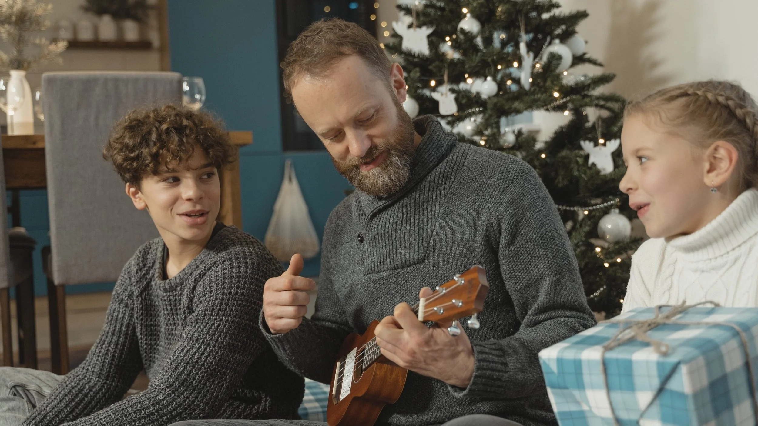 For Those Alone This Christmas