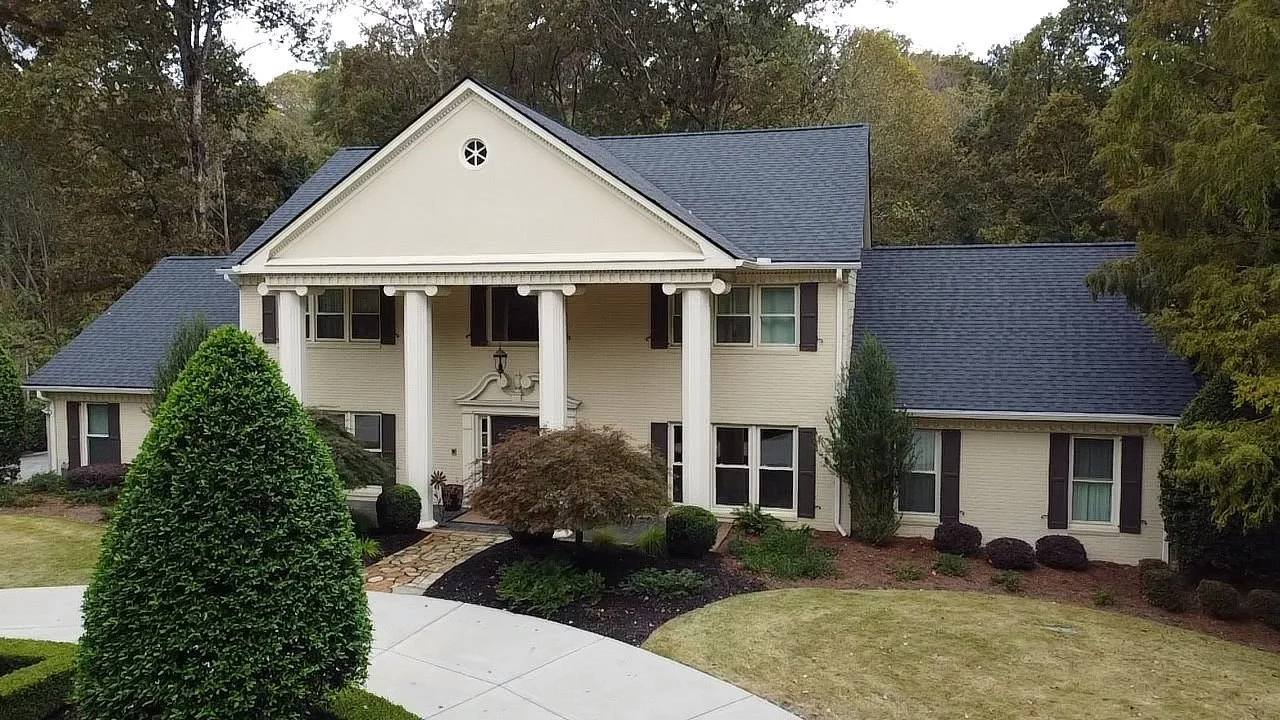 CertainTeed Landmark - Charcoal Black