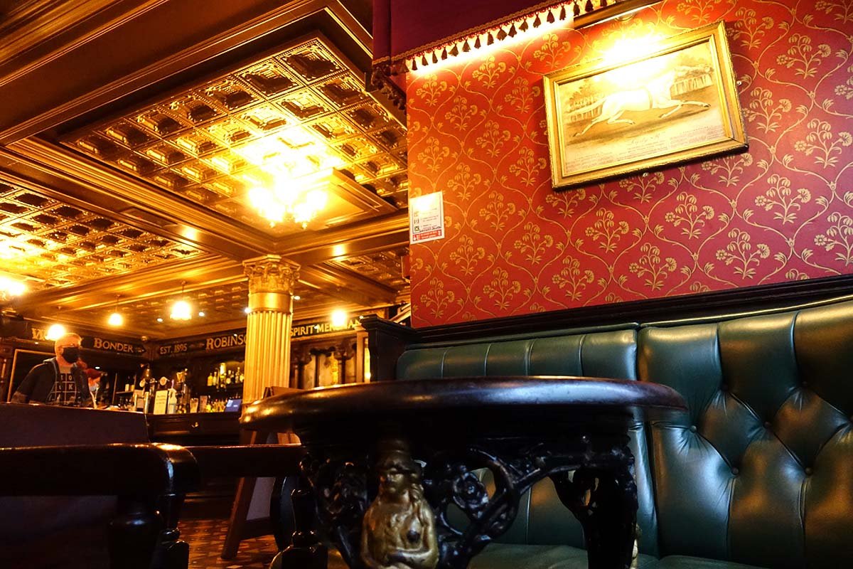 Robinson's bar - Belfast pub