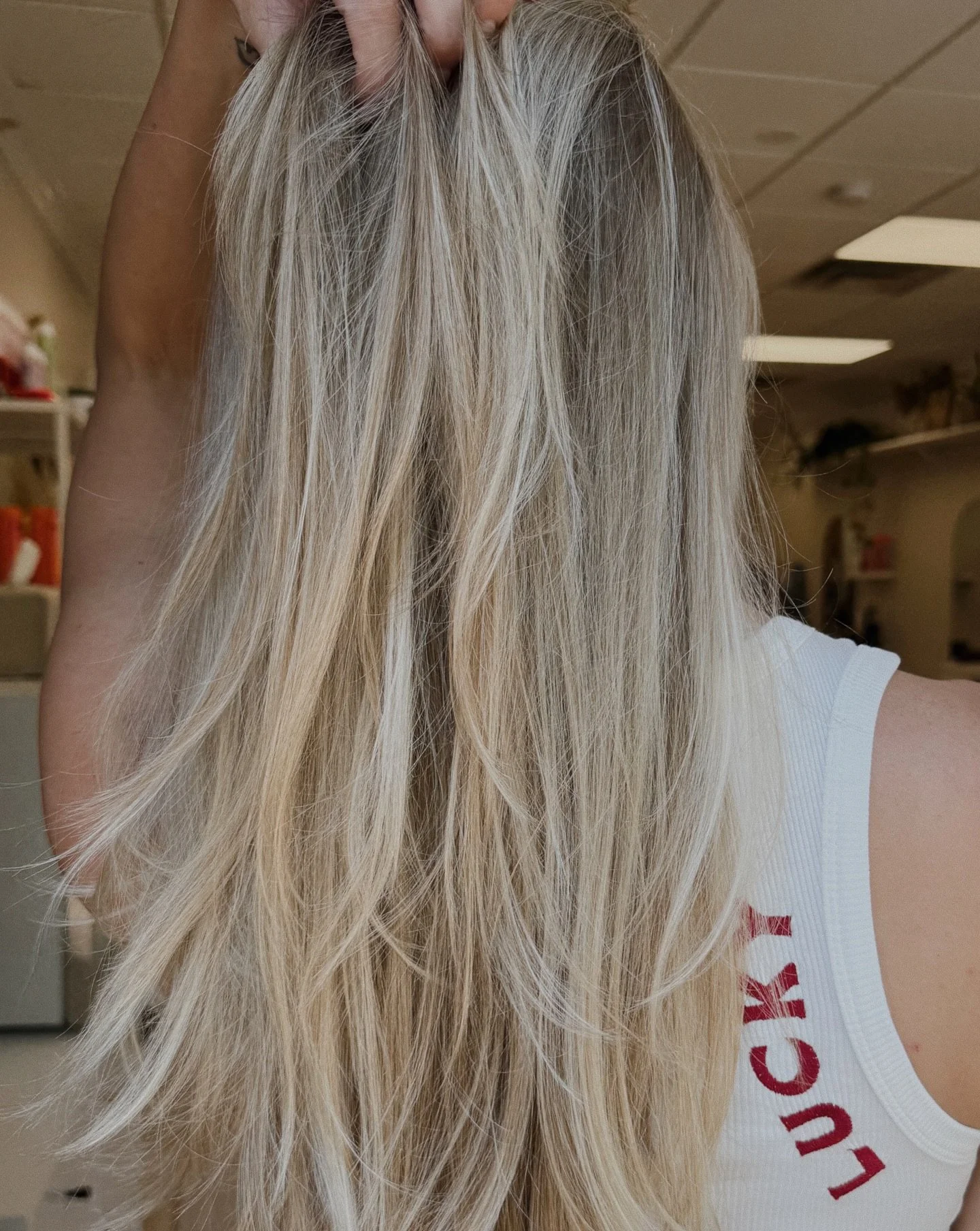 Luck of the blonde ❤️&zwj;🔥

.

#blonde #blondie #blondeinspo #blondegoals #salon #hairstylist #fullhighlight #blondingspecialist #explore #njsmallbusiness #njsalon #btc #highlights