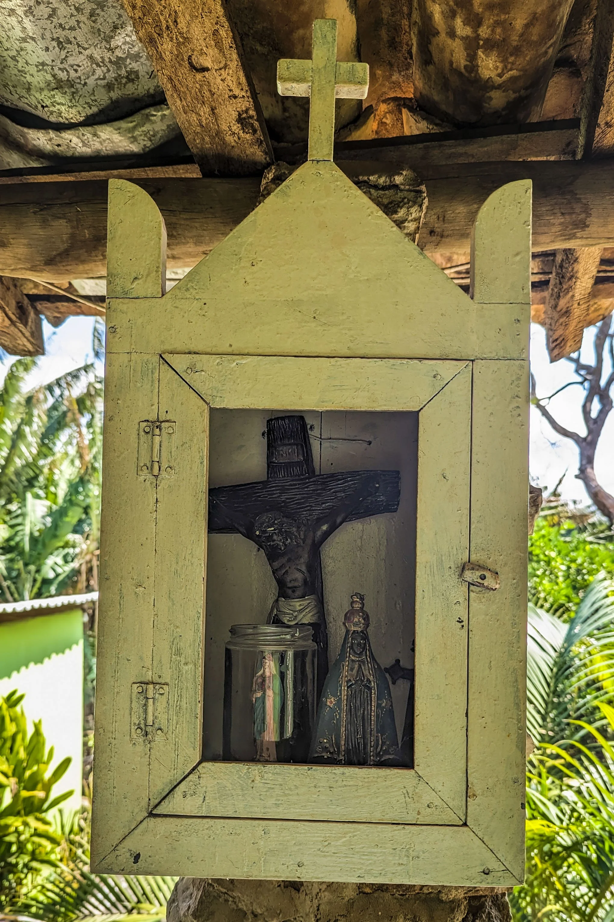 Spilling beyond the Lines