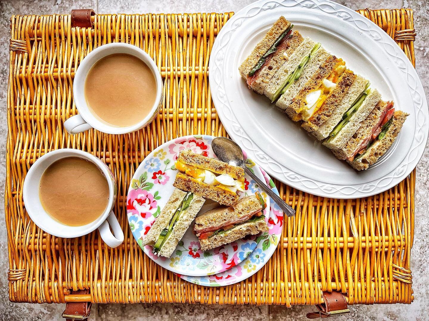 🇬🇧 British Sandwich Week 🥪 

A big thanks to @bertinetbakery for sending me a selection of their sourdoughs and some @hellmannsuk mayonnaise, *pr products. I gave a long hard thought about what sandwich to make. I mean, the possibilities are endle