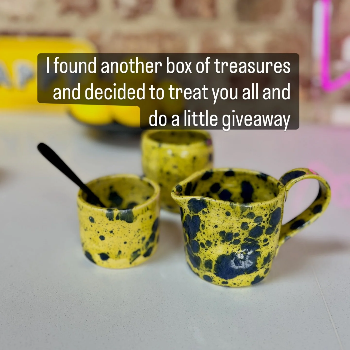 🎉🎉🎉Giveaway time! 

Entering is easy: like this post, tag a friend or friends who'd adore my colourful creations (each tag = one entry), and share to your stories. 

No need to follow, but it&rsquo;s always lovely to have you here! 
Entries close 