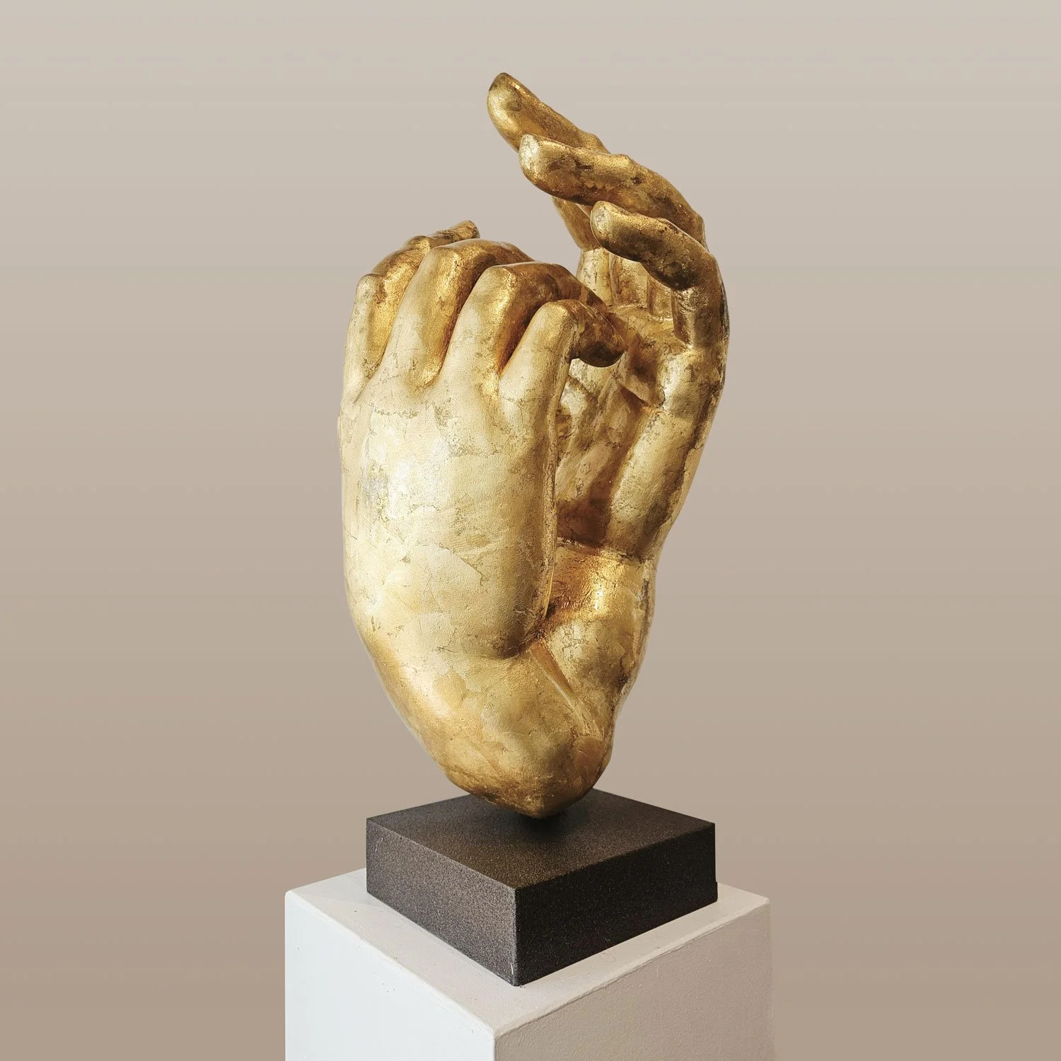 Golden-Hands-5.jpg
