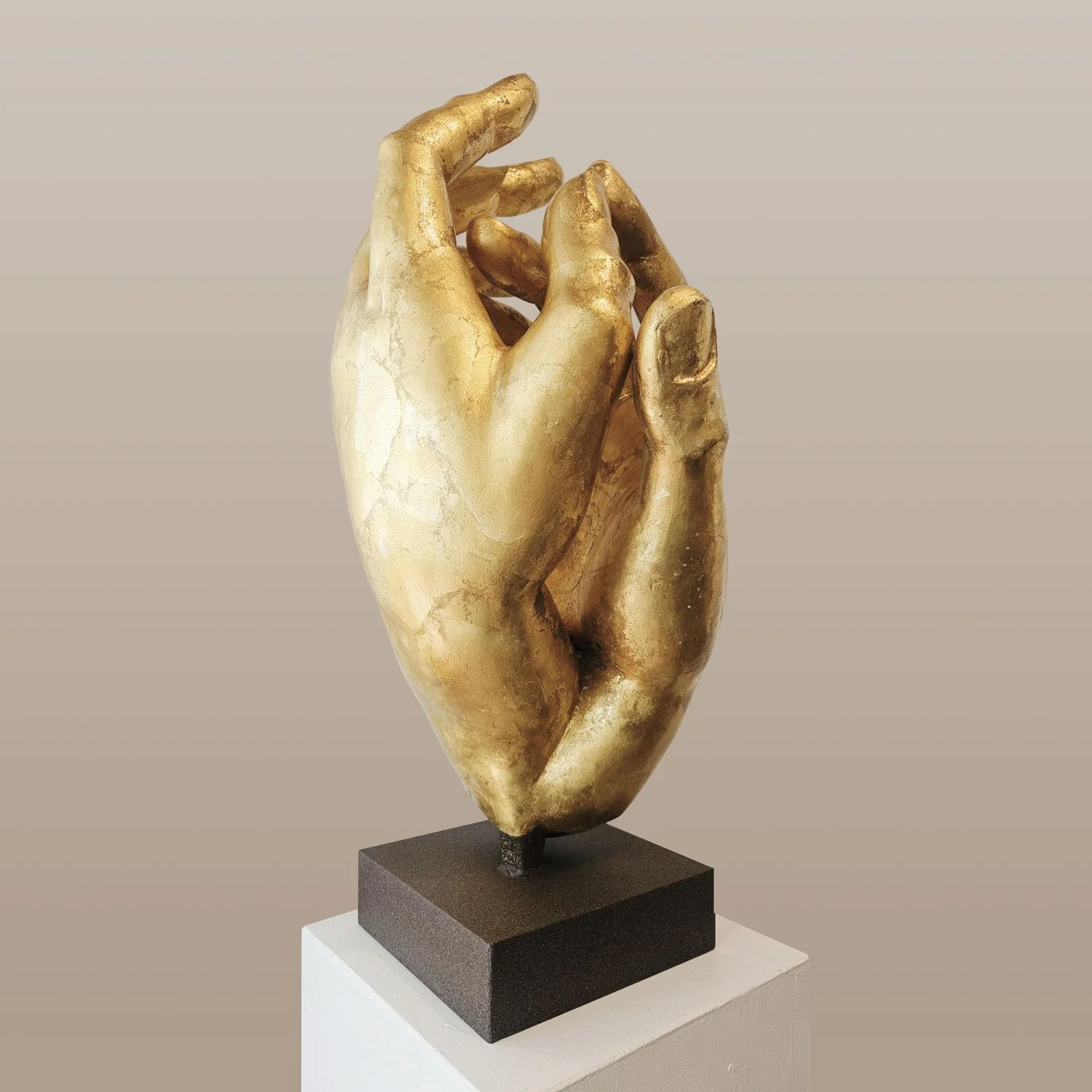 Golden-Hands-9.jpg