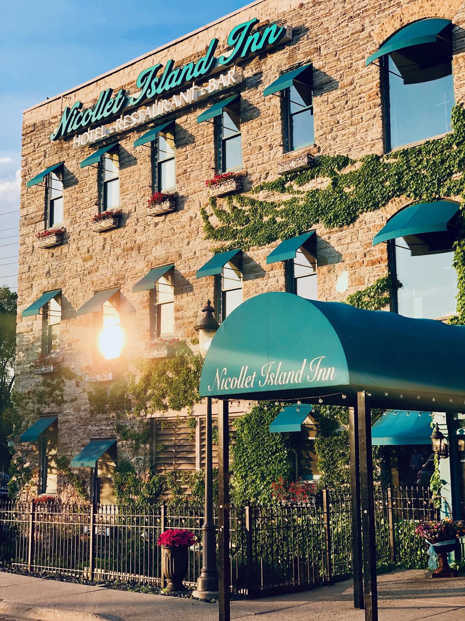 The History of Nicollet Island Inn — Weddings at the Nicollet Island Inn