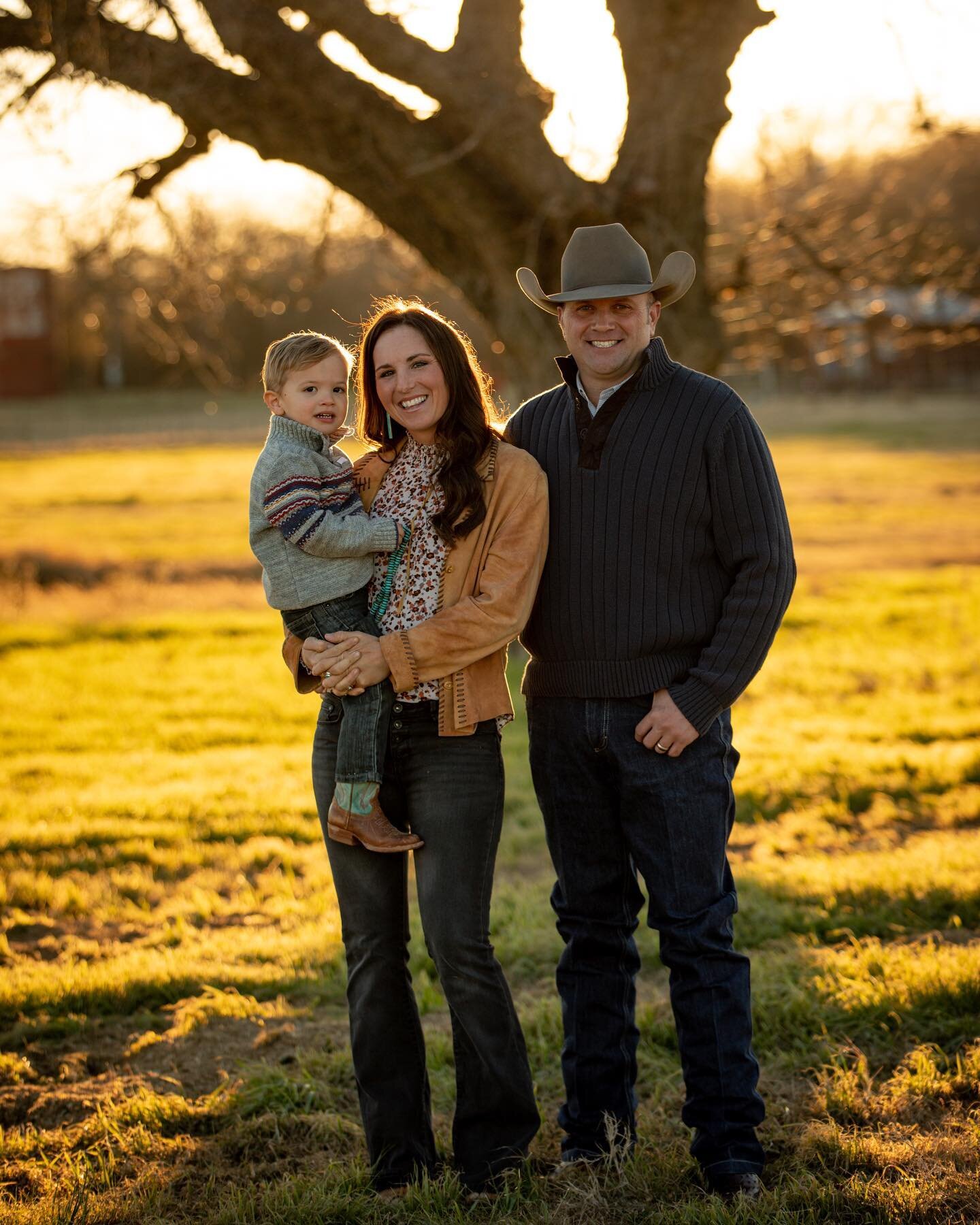 Merry Christmas from our family to yours! ❤️🙏🏻

&ldquo;For God so loved the world, that he gave his only begotten Son, that whosoever believeth in him should not perish, but have everlasting life.&rdquo;
-John 3-16