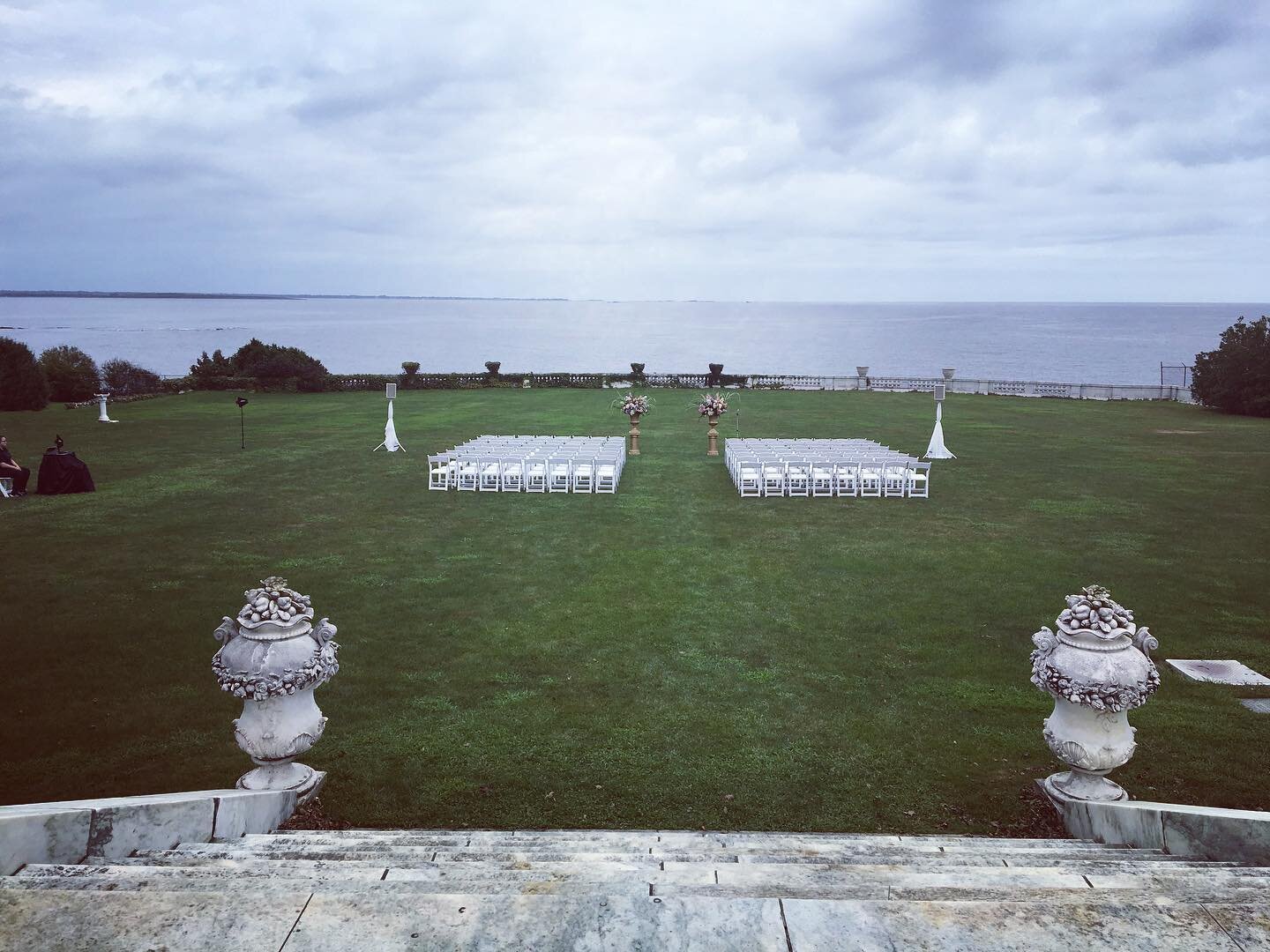 I supplied sound for another beautiful #newportwedding last weekend at #rosecliffmansion.  The white wedding speaker setup has been winning it this year on ceremonies, and for this event, I added some to the terrace for cocktail hour music. If the sp