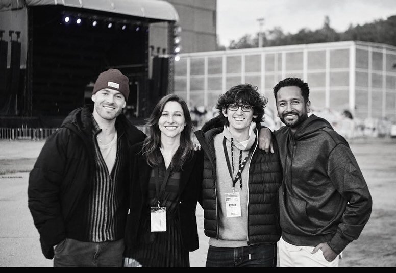 REESCH E&rsquo;Vol #5

Thanks so much to my amazing team, absolutely talented and professional, always with a smile despide the challenges, always bringing solutions! They all helped to make real this beautiful show!  Almost 1 year of work for make t