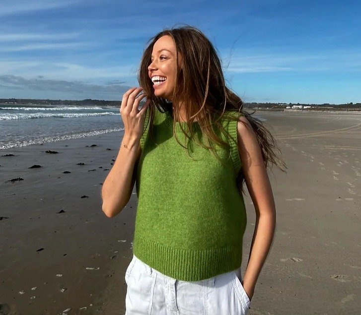 ☀️ Beach days and sunshine might be top of mind right now, but for fashion brands, Autumn/Winter is already underway.

This knitted tank @montysclub is a style we helped take from concept through to production. 
The most successful brands are plannin