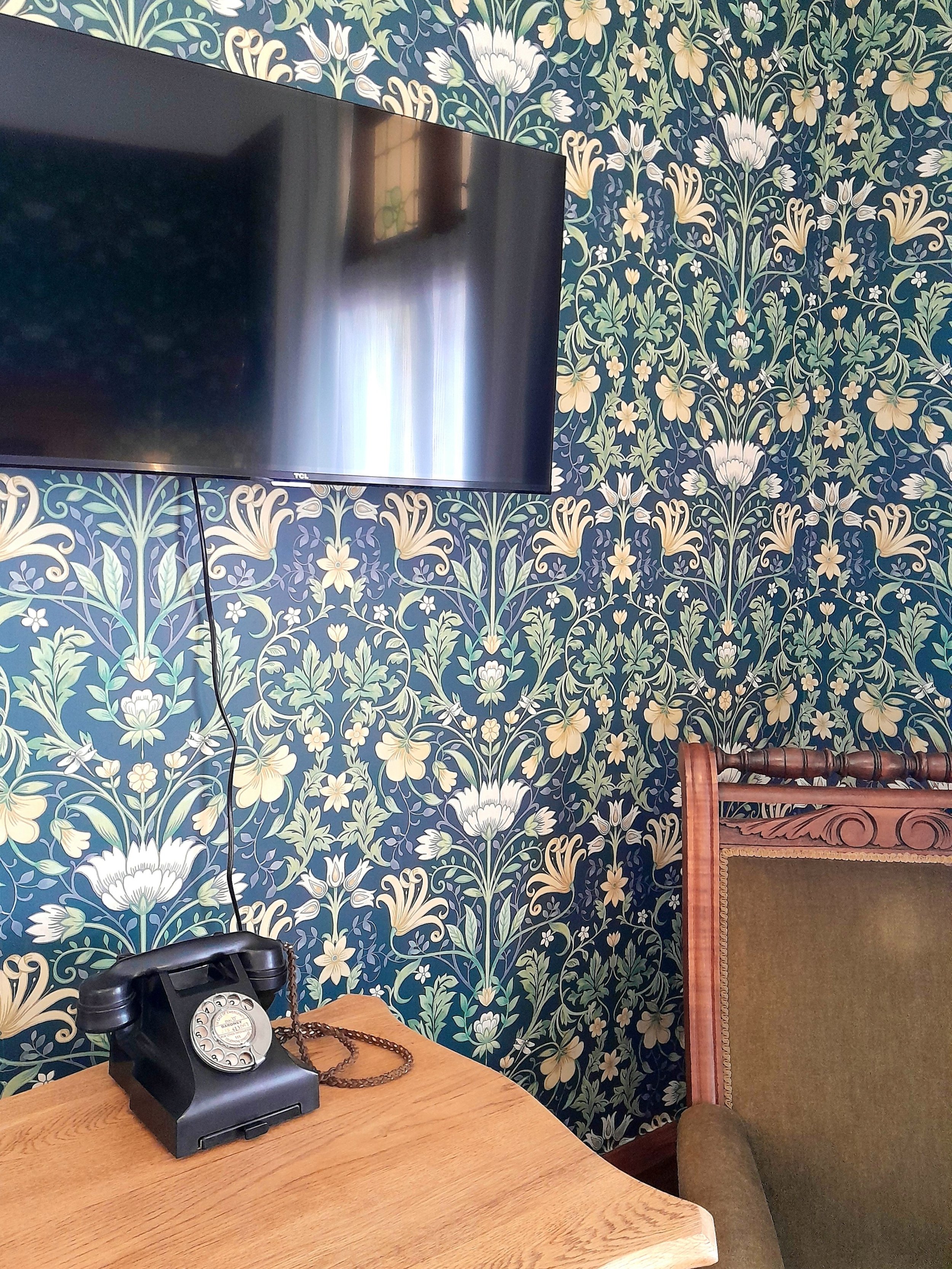 Dandy - decoration detail.jpg